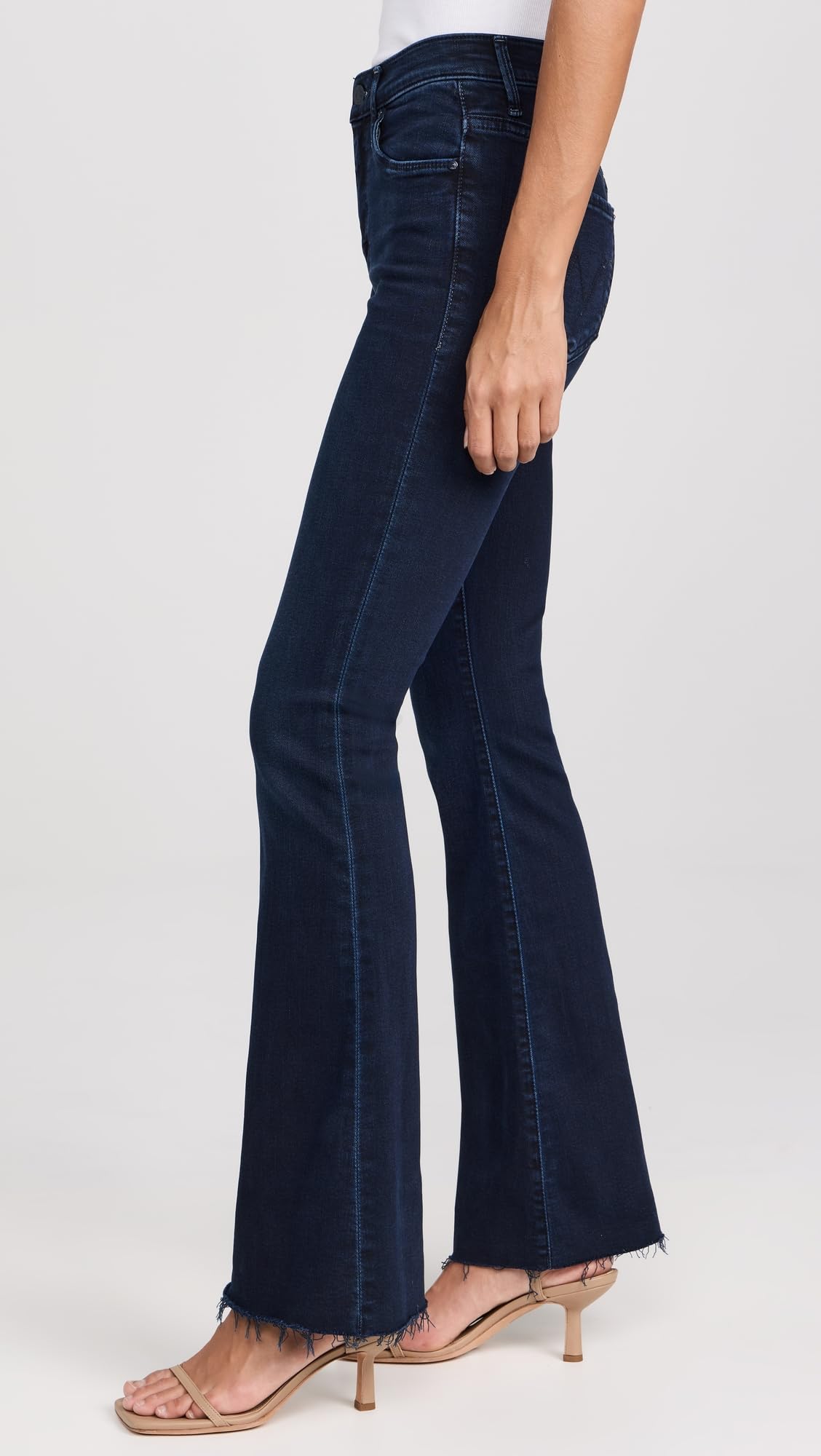 MOTHER Women's The Weekender Fray Jeans - Distressed Denim Pants for Casual Wear, Weekend Outfits & Street Style Fashion