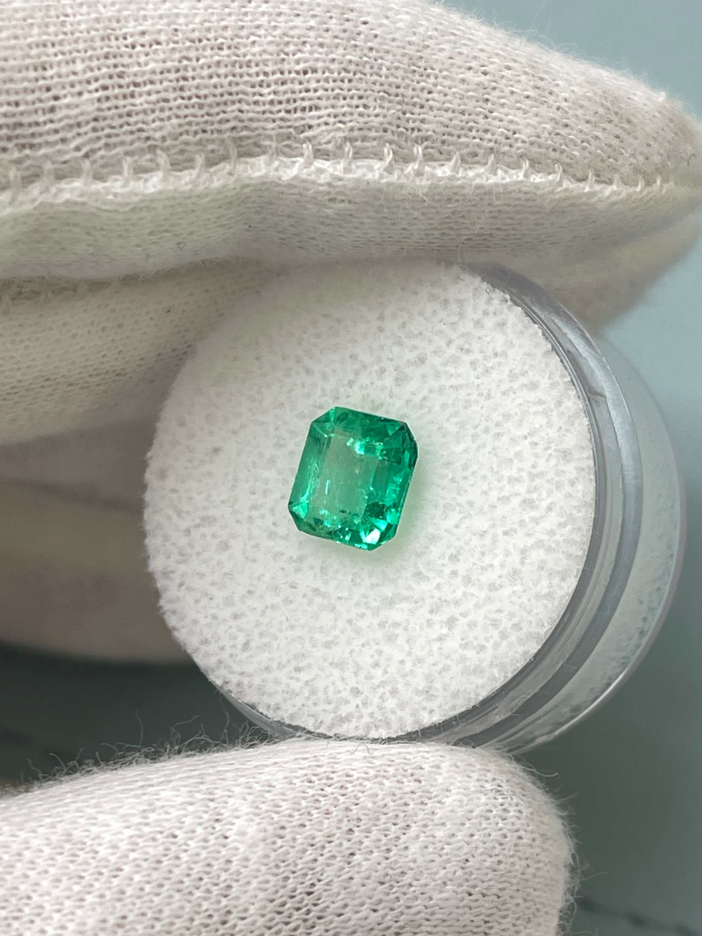 1.68 Carat 7.5x7mm Muzo Yellowish Green Asscher Cut Natural Colombian Emerald - Loose Gemstone for Jewelry Making, Engagement Rings & Luxury Collections