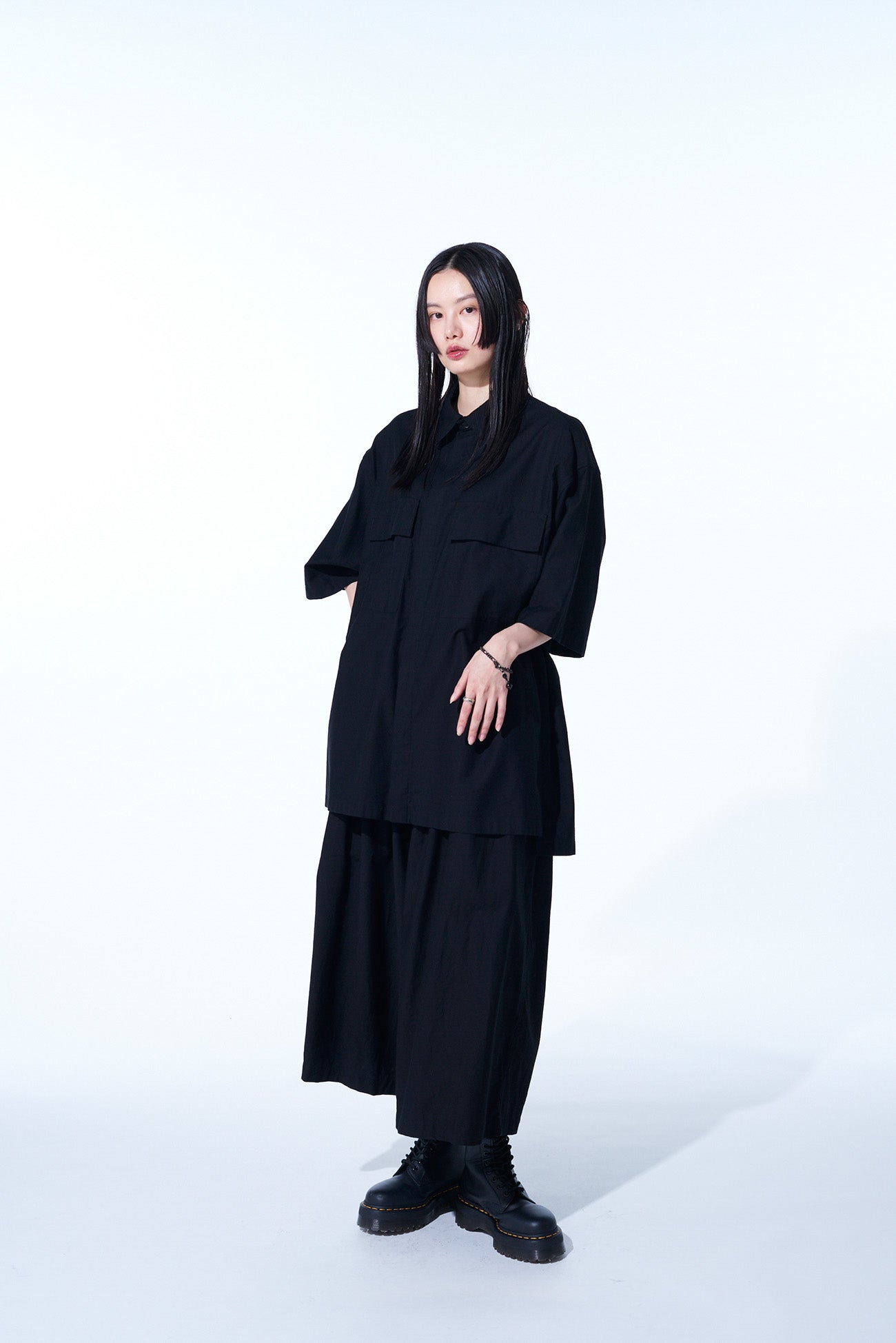 Oversized Cotton Twill Short Sleeve Shirts with Flap Pockets for Men & Women - Casual Summer Wear, Beach Outfits, and Street Style Fashion