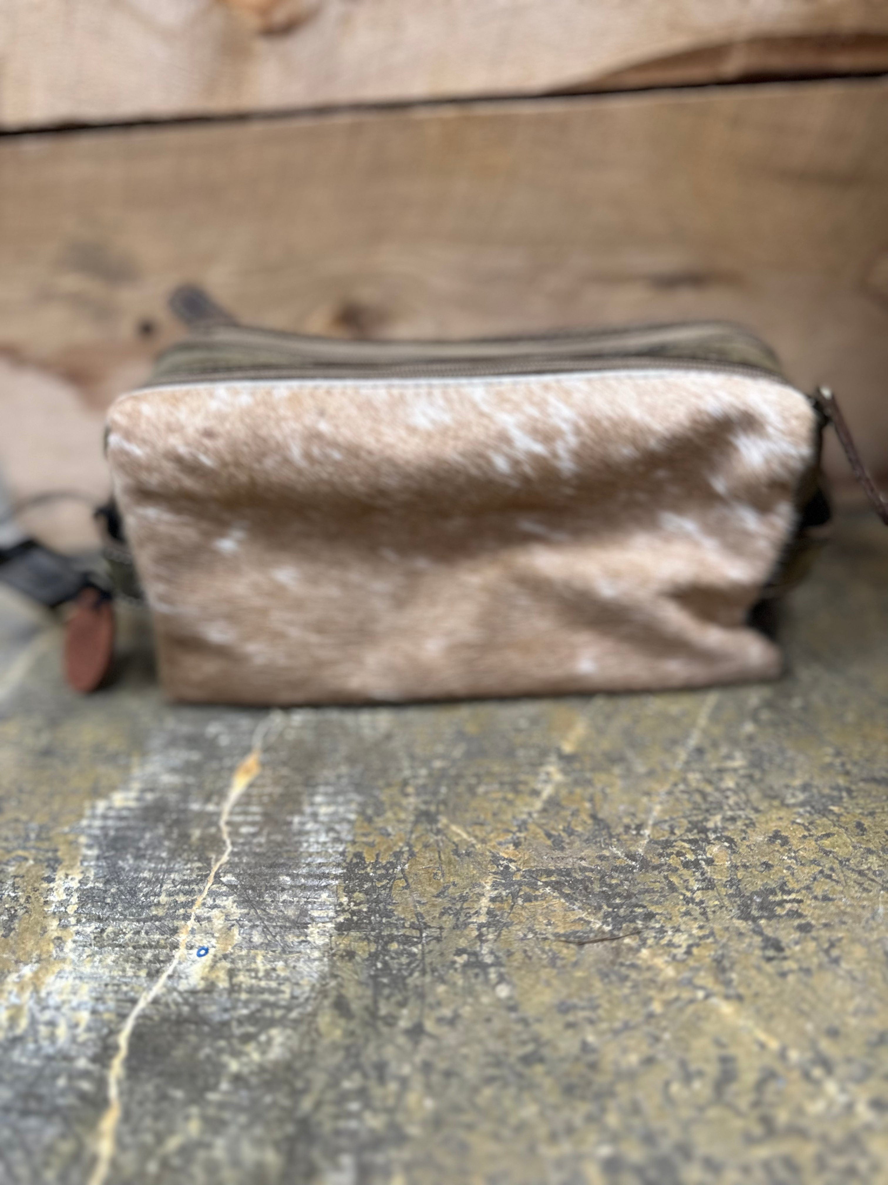 Myra Small Toiletry Bag for Women - Waterproof Travel Cosmetic Organizer with Hanging Hook - Perfect for Makeup, Toiletries & Jewelry Storage on Vacation, Gym & Business Trips