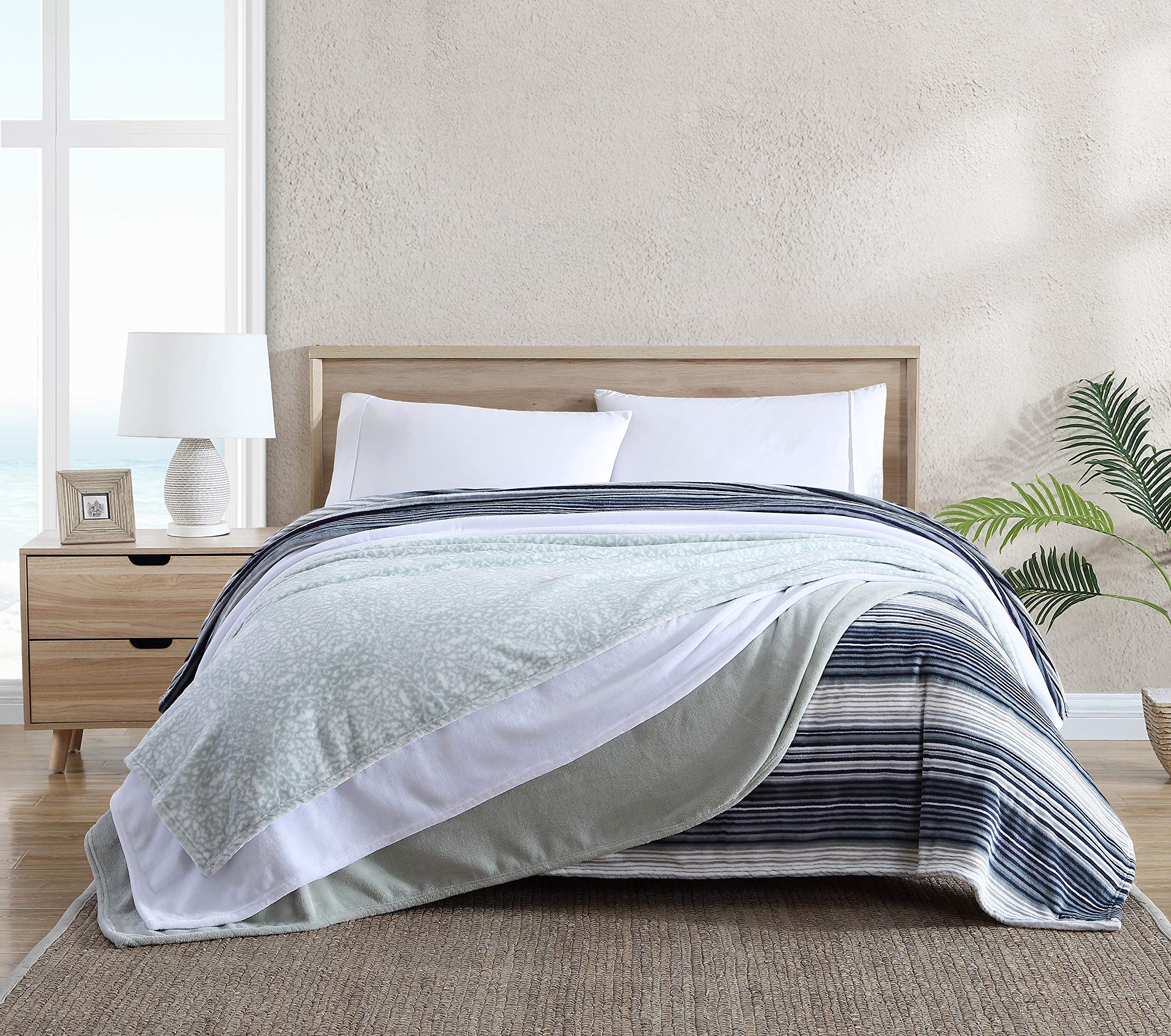 Tommy Bahama Ultra Soft Plush Fleece Queen Blanket - Grey Warm Cozy Bedding Set for Bed, Couch & Winter Nights