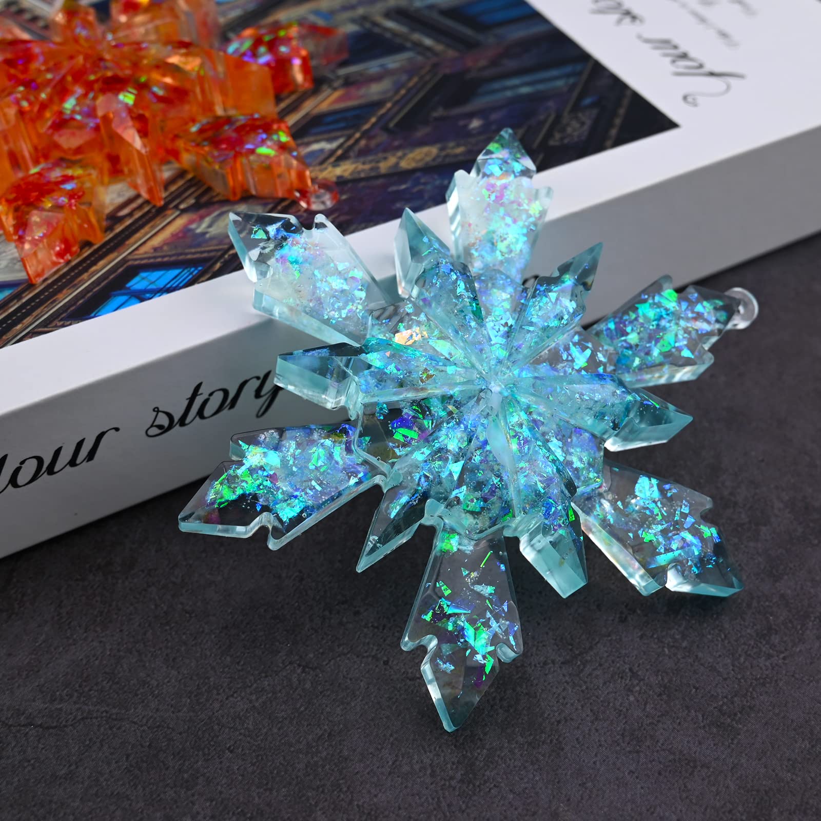 Sakolla 5-Piece Christmas Silicone Resin Molds Set - 3D Snowflake Molds for DIY Epoxy Casting, Christmas Ornaments, Jewelry Pendants, Keychains & Holiday Decorations - Perfect for Christmas Crafts, Gift Making & Home Decor