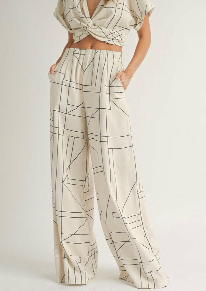 Stylish High Waisted Geometric Print Wide Leg Pants for Women - Trendy Lounge & Office Wear - Perfect for Casual Outfits, Work Attire & Vacation Looks