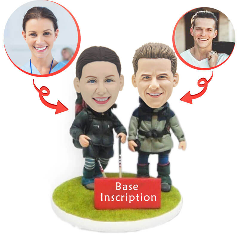 Custom Couple Hikers Bobbleheads - Personalized Adventure Travel Gifts for Hiking Enthusiasts | Perfect for Anniversary, Wedding, and Outdoor Lovers