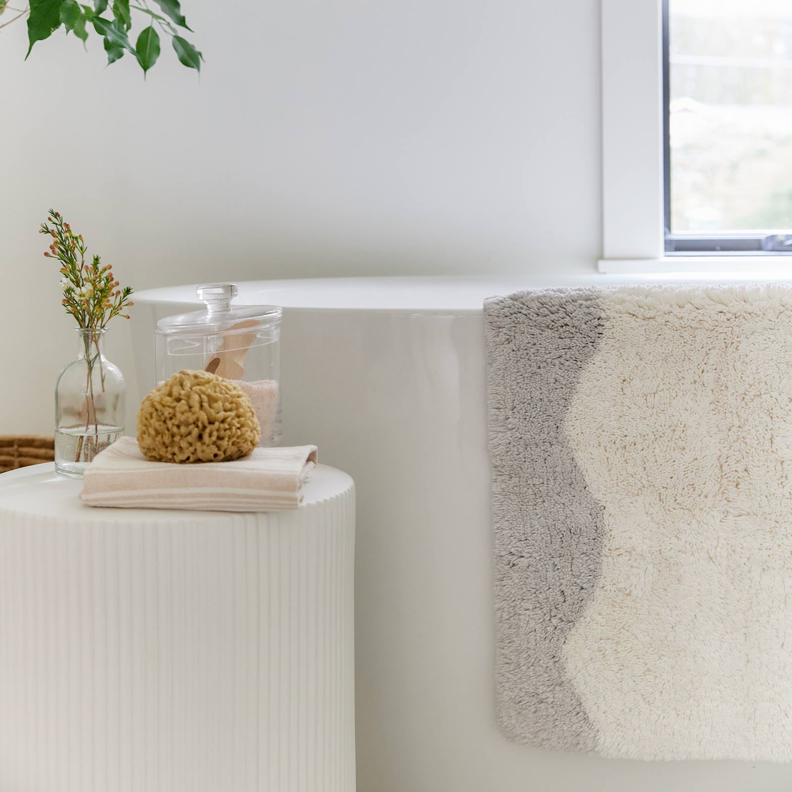 Premium Soft Bath Mat - Harper | Non-Slip, Absorbent & Quick-Dry Bathroom Rug for Safety & Comfort | Perfect for Bathroom, Shower & Vanity Areas