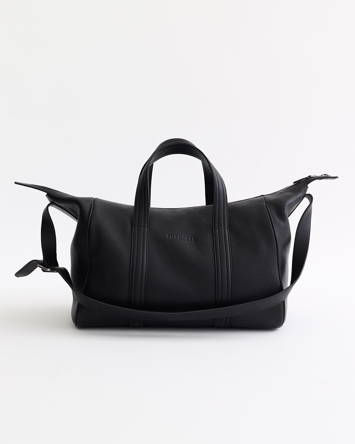 Aries Duffle Bag for Men & Women - Waterproof Travel Gym Bag with Adjustable Shoulder Strap, Black - Perfect for Workout, Travel, and Weekend Getaways