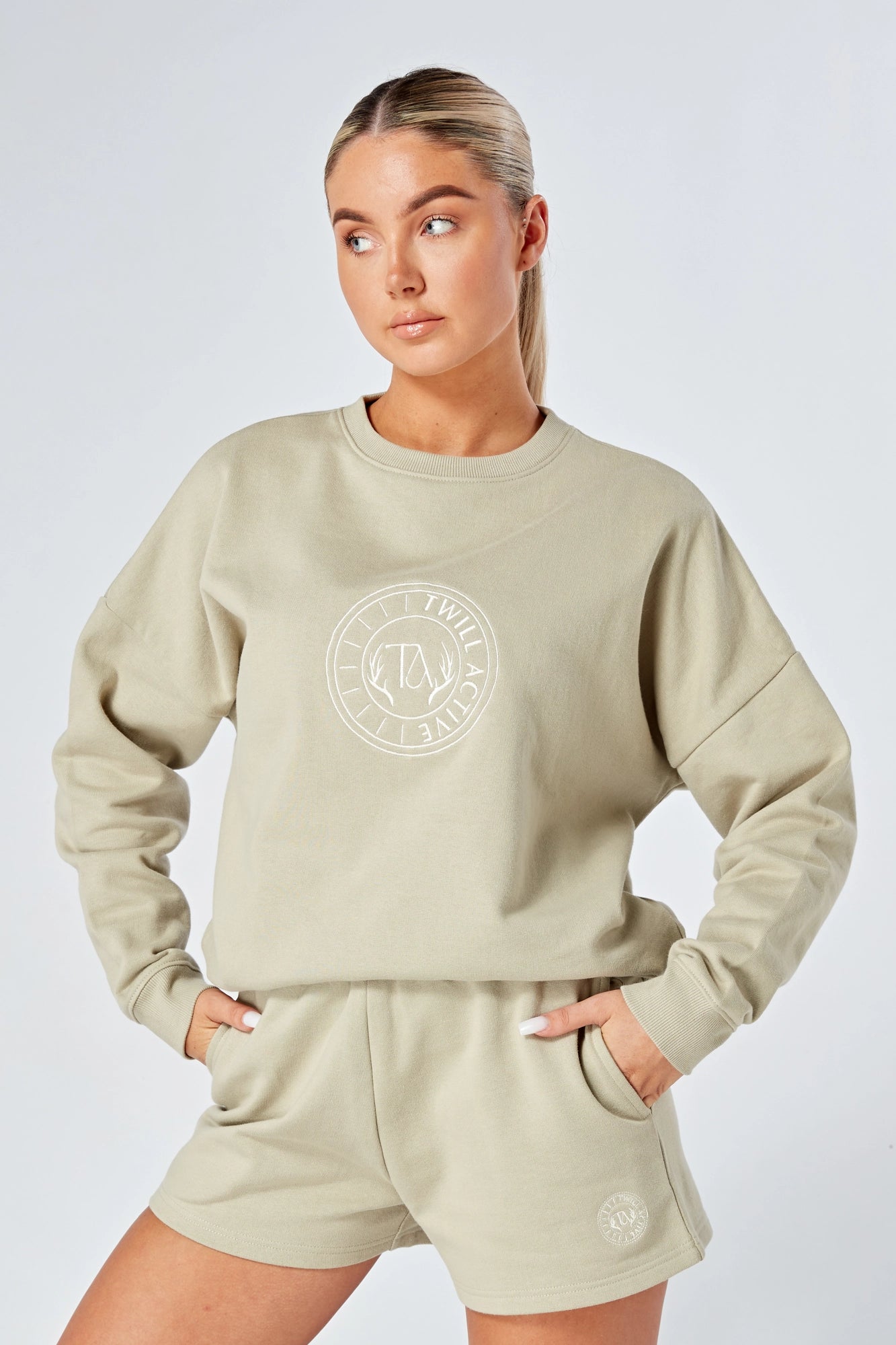 Oversized Twill Crewneck Sweatshirt for Women - Soft Stone Color | Cozy Loungewear & Casual Streetwear Outfit