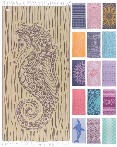 14 - Seahorse Charm