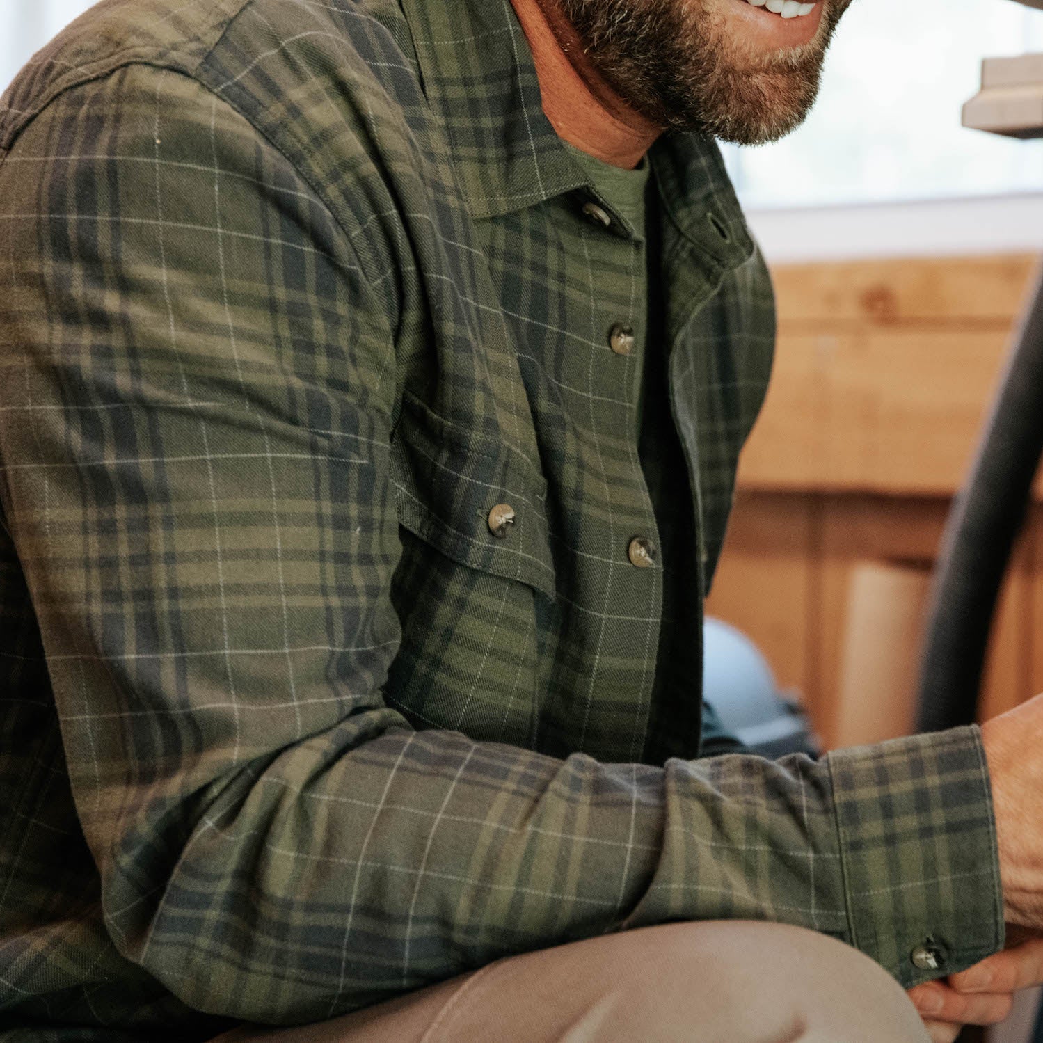 Men's Soft & Cozy Park Flannel Shirt - Warm Plaid Button-Up Shirt for Fall & Winter - Perfect for Camping, Hiking, and Outdoor Adventures