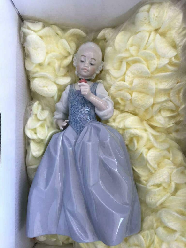 Lladro Nao Set of 2 Porcelain Figurines - Rococo Girl with Letter & Rococo Girl with Flower - Handcrafted Collectible Home Decor for Living Room, Shelf Display, and Gift Giving