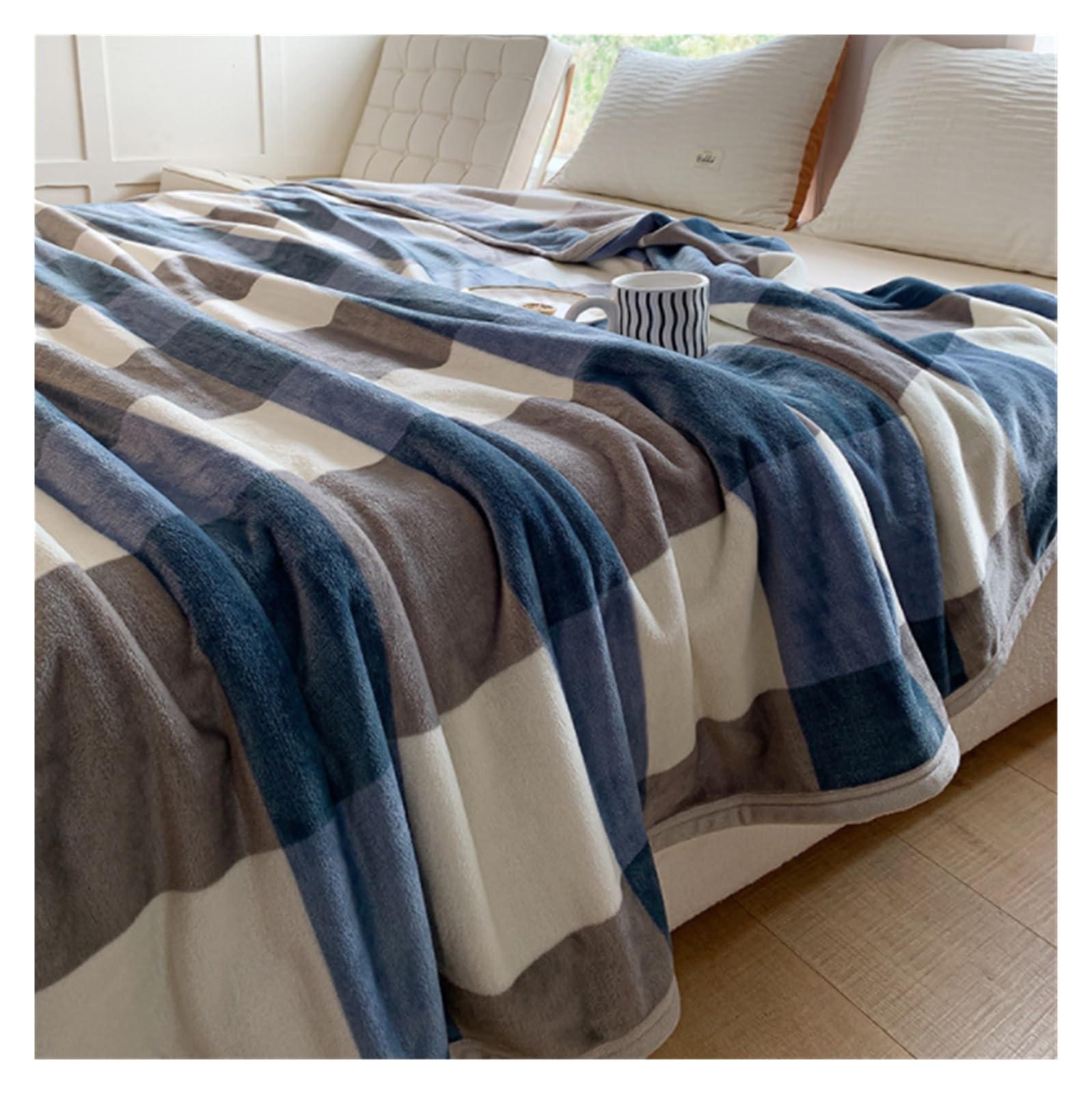 Premium Soft Fleece Blanket - Ultra Cozy Warm Flannel Throw Blanket for Bed, Sofa & Travel - 150x200cm Plush Blanket for Winter & Fall - Perfect for Lounging, Camping & Gifts (Color: A)