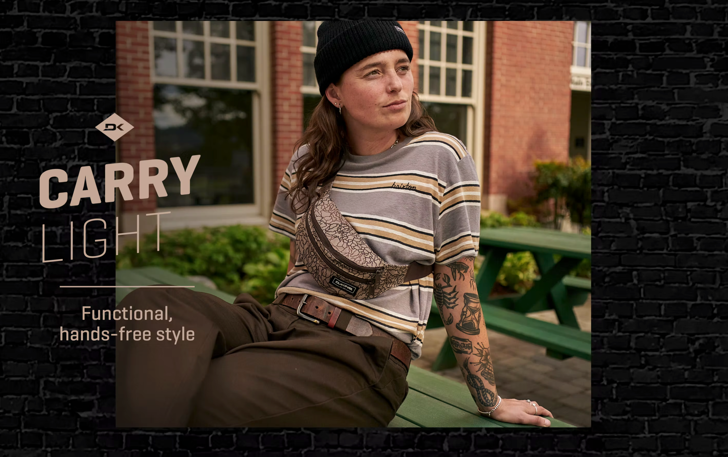 Classic Black Hip Pack - Stylish & Functional Waist Bag for Travel, Hiking, and Everyday Use