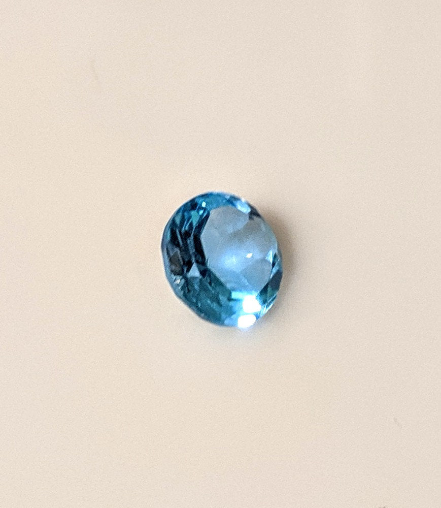 3.45ct Natural African Swiss Blue Topaz Loose Stone - 9mm Round VVS Eye Clean Gemstone with Exceptional Color | Wholesale for Jewelry Making, Engagement Rings & Unique Gifts