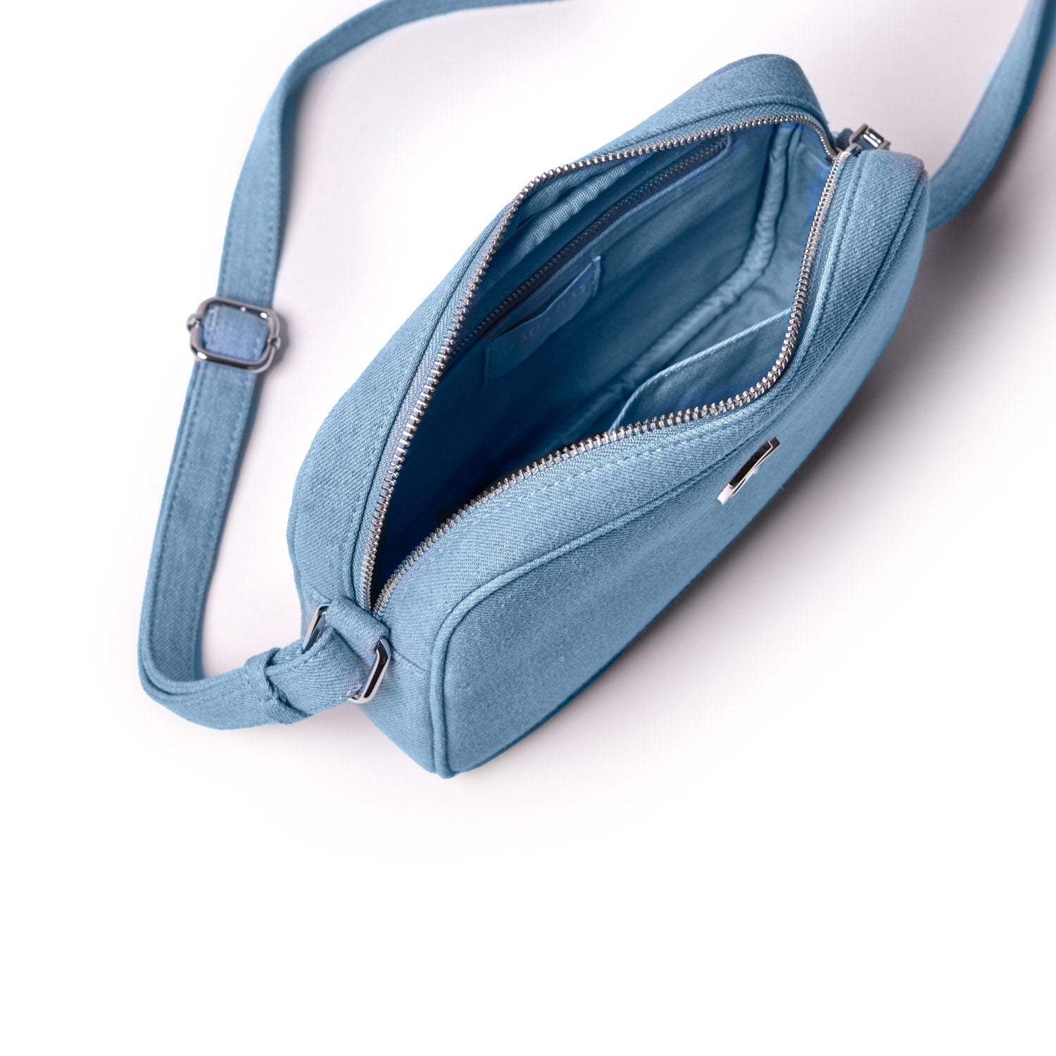 Premium Standard Denim Silver Camera Bag - Durable & Stylish DSLR Camera Case for Photographers - Perfect for Travel, Hiking & Outdoor Adventures