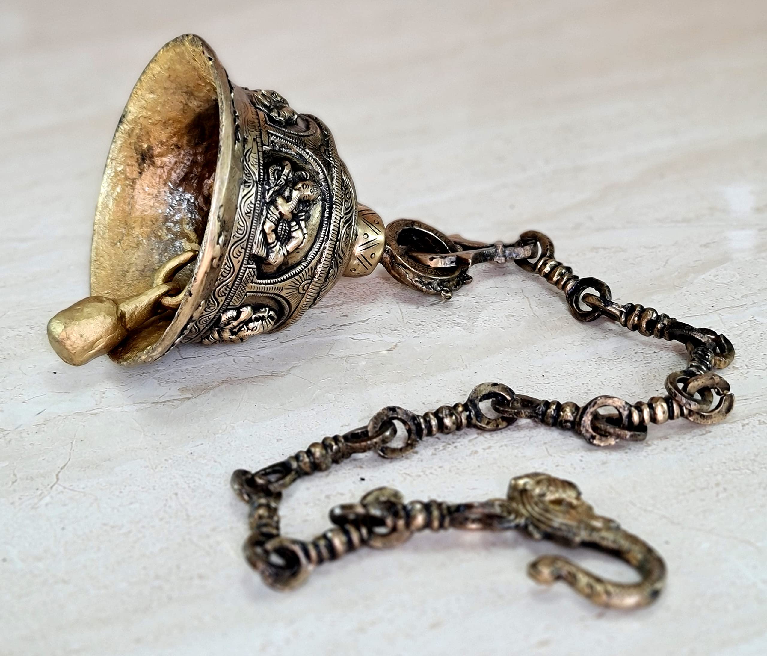 Handmade Ethnic Brass Ganesha Temple Bell with Chain - Spiritual Hindu Hanging Bell for Home Decor, Pooja Accessories & Meditation Spaces - Perfect for Yoga Rooms, Altars & Gift Giving