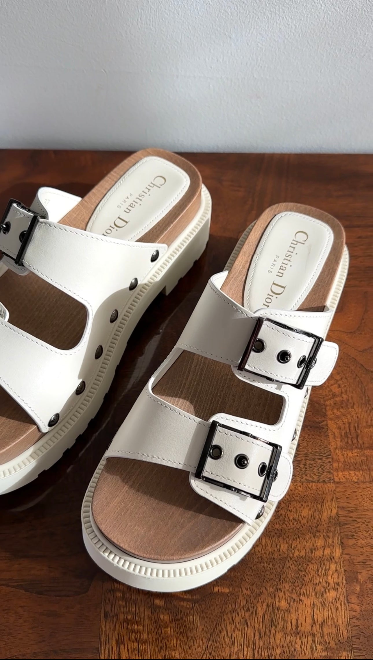 Christian Dior Diorquake Ivory Leather Clog Sandals Size 37 | Luxury Designer Slide Sandals for Women | Perfect for Summer, Beach & Casual Outings
