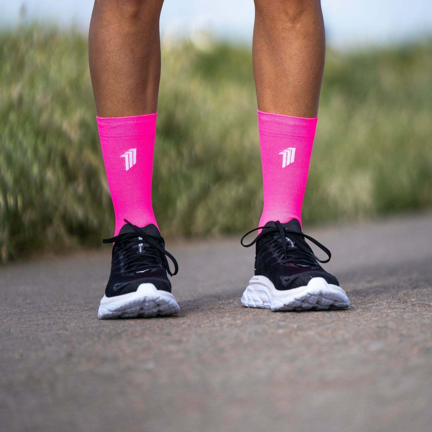 Sporcks Seven Mile Running Socks - Breathable Cushioned Athletic Socks for Men & Women - Perfect for Marathon, Jogging, and Long Distance Running