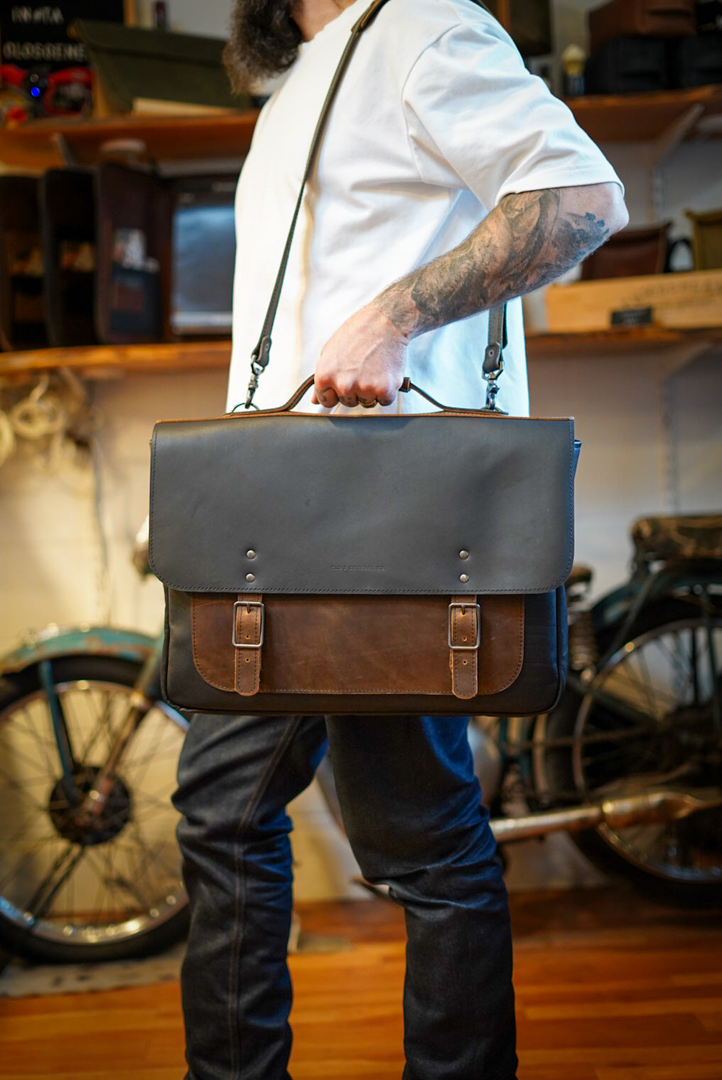 18-Inch Messenger Bag for Men & Women - Durable Leather Shoulder Bag in Black & Water Buffalo Brown - Perfect for Work, Travel & Daily Commute