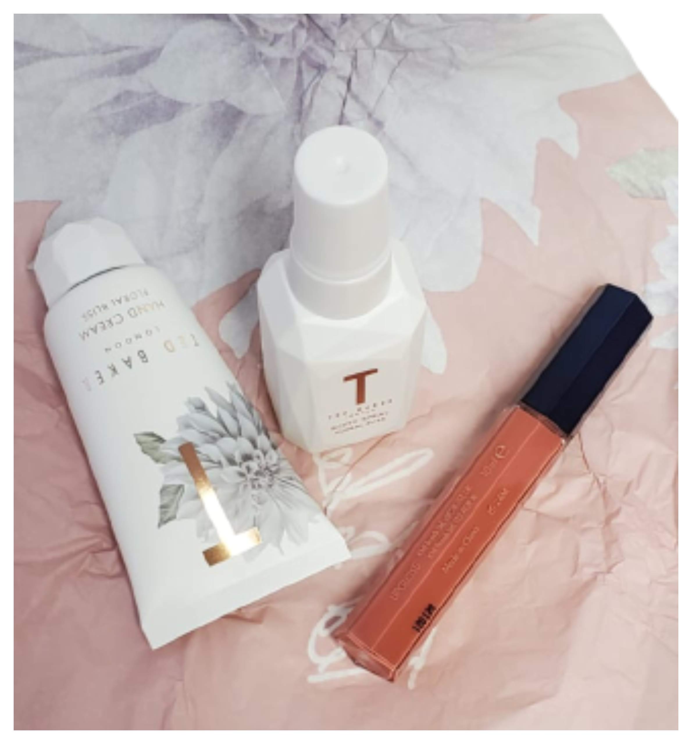Pretty Blossom Hand Cream, Body Spray & Lip Gloss Gift Set with Wash Bag | Hydrating Skincare Trio for Dry Hands, Lips & Body | Perfect for Travel, Gifts & Daily Moisturizing