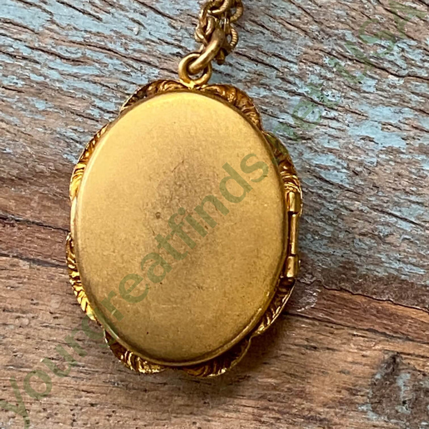 Vintage Gold Filled Carved Shell Cameo Pendant Necklace - Elegant Antique Jewelry for Women, Perfect for Weddings, Parties & Special Occasions