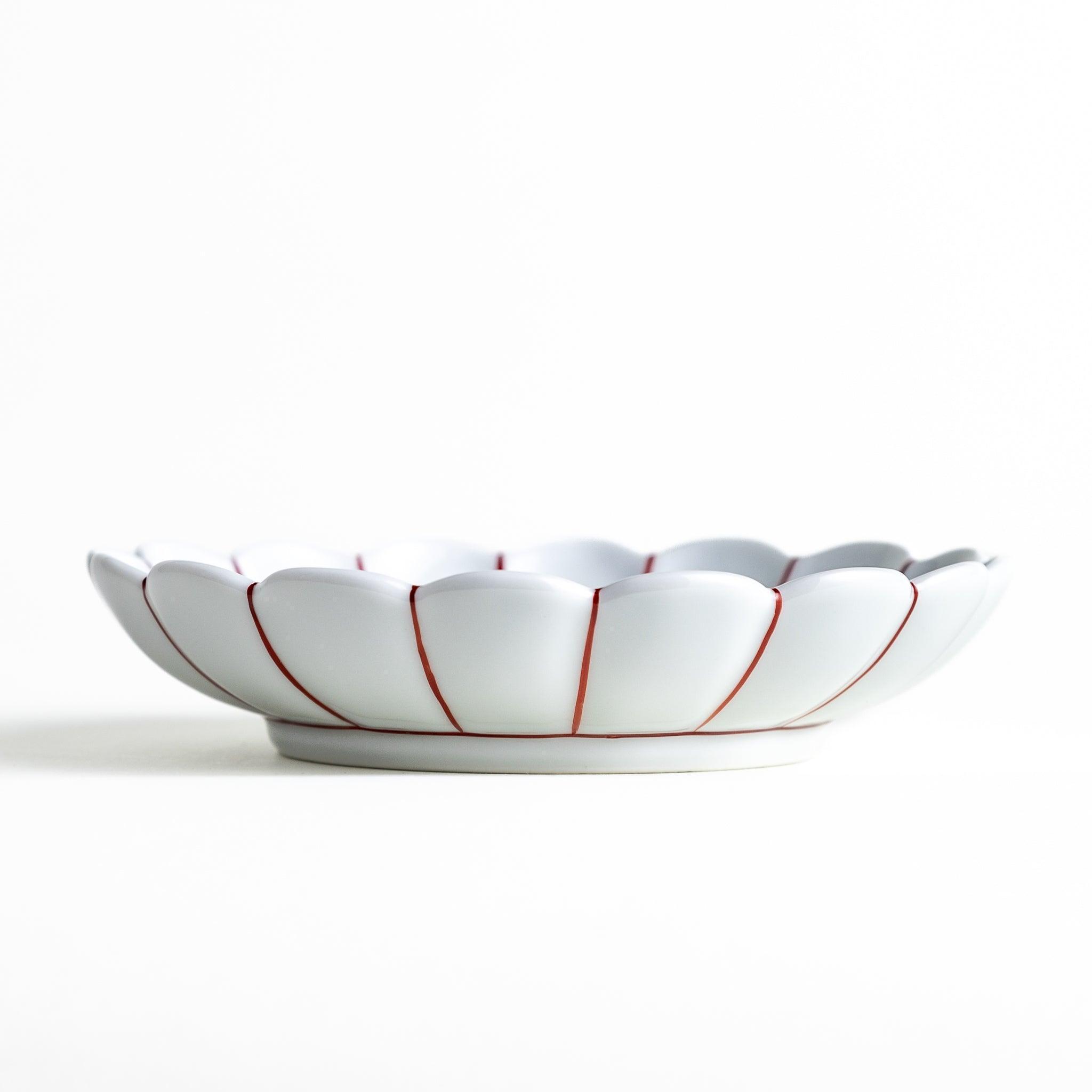 Chrysanthemum Wave Dessert Plate - Elegant Floral Design Ceramic Serving Dish for Cakes, Pastries & Appetizers - Perfect for Tea Parties, Weddings & Home Decor