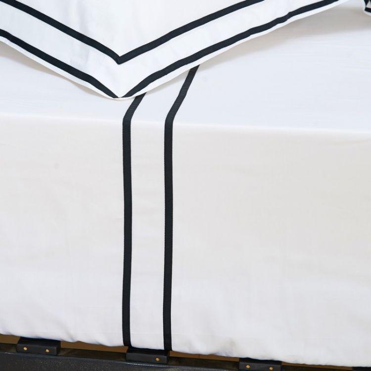 Prestigio™ Black Grosgrain Border Pillowcase - Hotel Quality Luxury Pillow Cover (New with Minor Stain) - Perfect for Hotels, Bedrooms & Home Decor