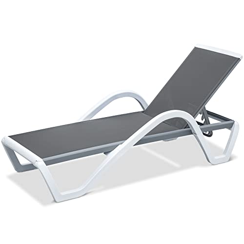1 Gray Lounge