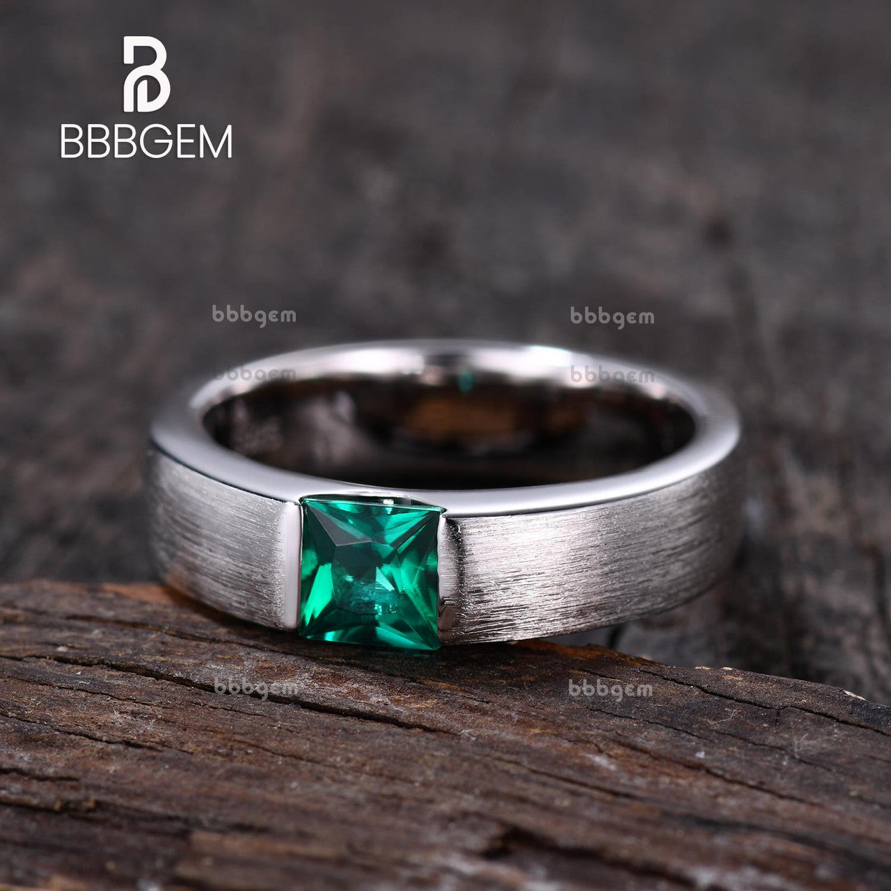Square Emerald Solitaire Wedding Band for Men & Women - 14K Gold Unisex Engagement Ring - Perfect for Weddings, Anniversaries & Special Occasions