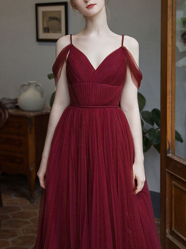 Elegant Burgundy V-Neck Tulle Long Prom Dress | Formal Evening Gown for Bridesmaids & Homecoming | Perfect for Weddings, Dances & Special Occasions
