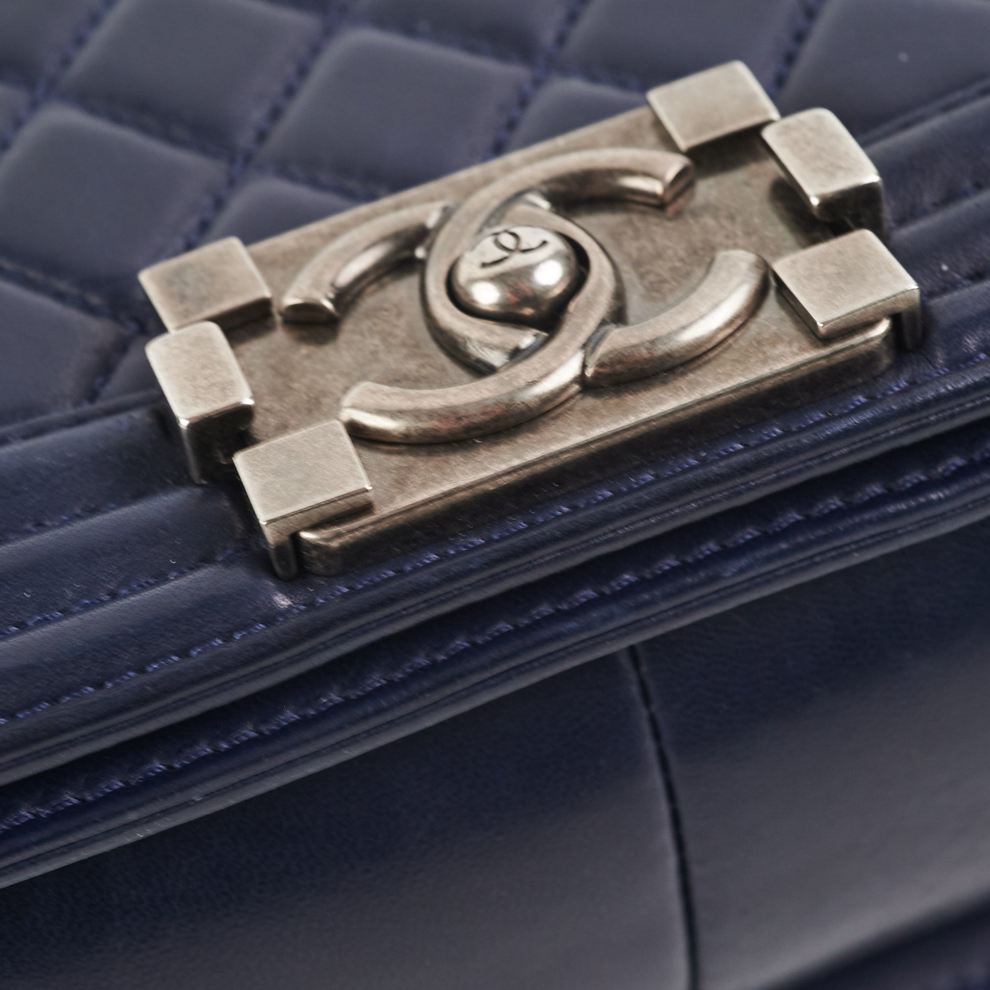 Chanel Navy Old Medium Boy Shoulder Bag - Luxury Leather Crossbody Purse for Women, Fashionable Everyday Handbag for Work, Party & Travel