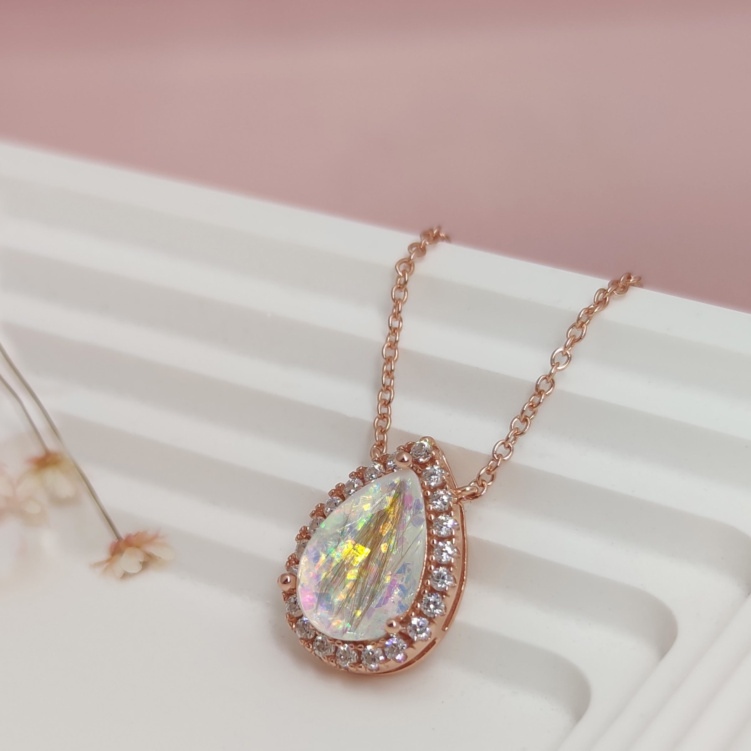 Solid Gold Teardrop Halo Necklace with Hair/Fur Keepsake - Elegant Memorial Jewelry for Ashes, Pet Fur or Loved One's Hair - Perfect for Gifts, Remembrance & Special Occasions