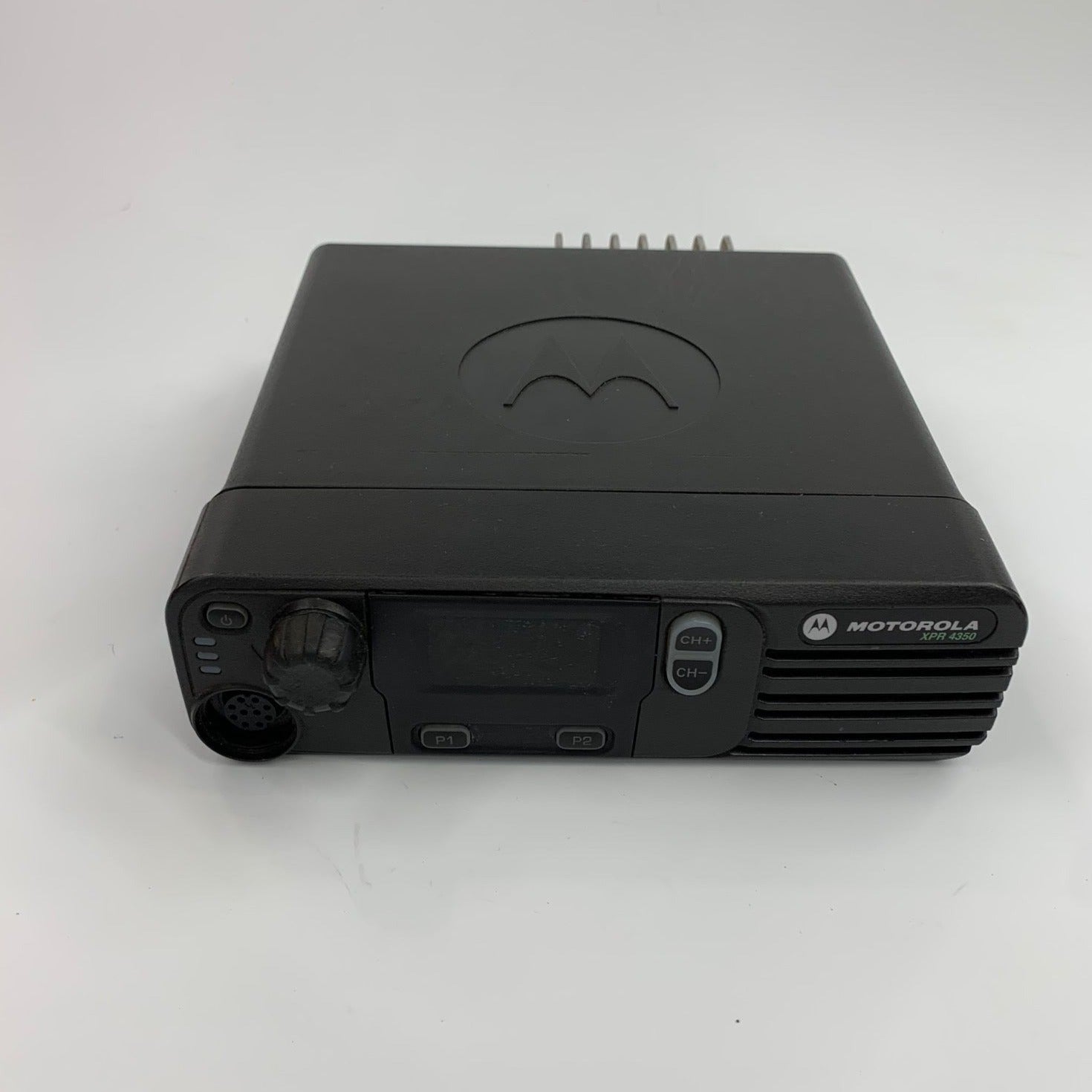 Motorola XPR4350 AAM27TRC9LA1AN UHF R2 Mobile Radio - Professional Two-Way Communication for Business & Public Safety (Ideal for Construction, Security & Emergency Teams)