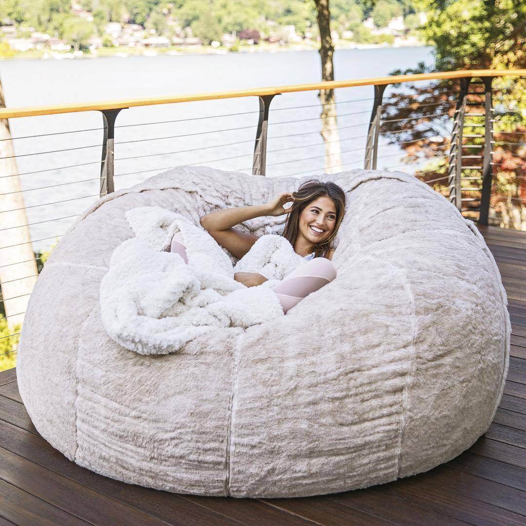 Luxury Faux Fur Couch Cover - Soft & Cozy Sofa Protector for Living Room, Perfect for Winter Home Decor & Pet-Friendly Furniture Protection