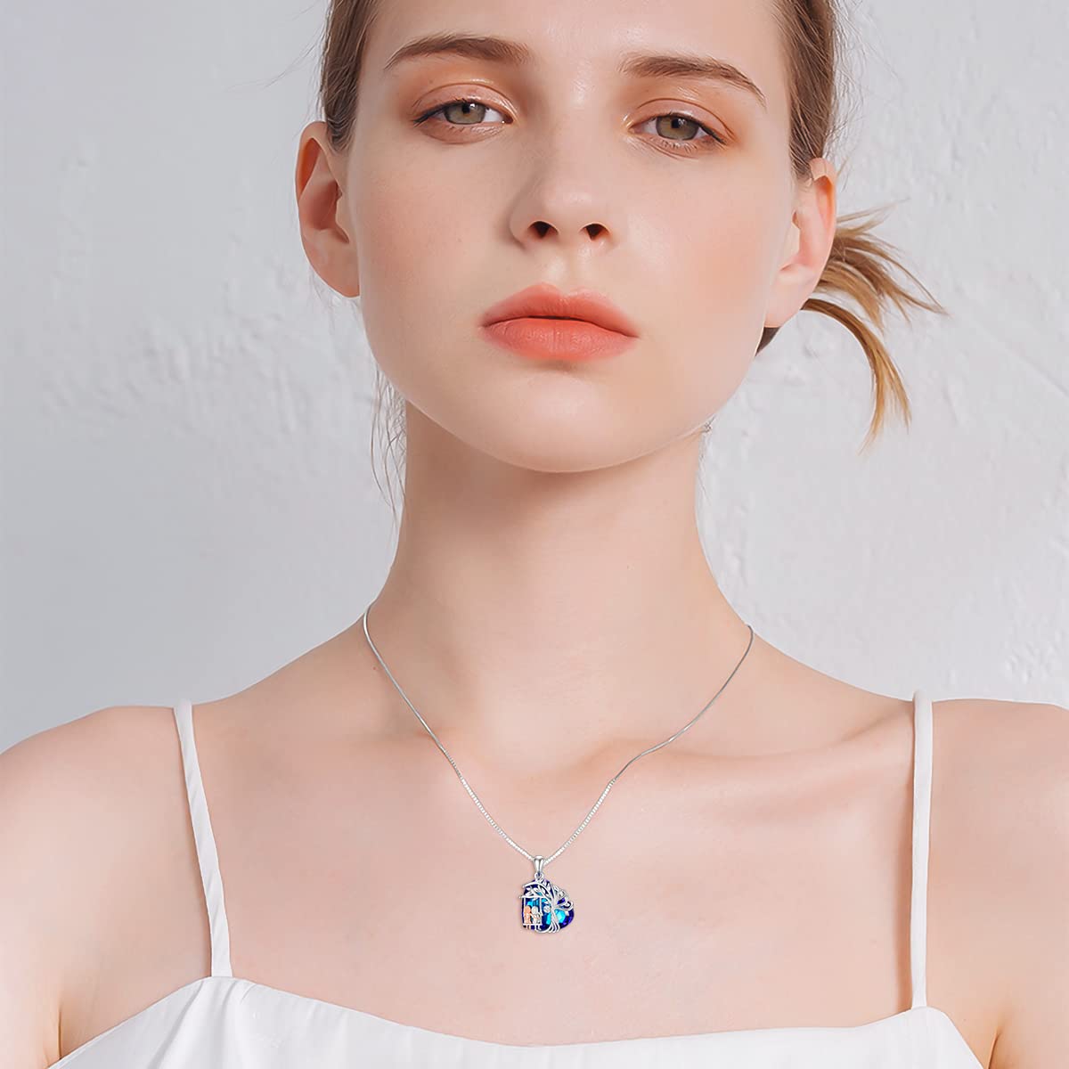 TOUPOP 925 Sterling Silver Tree of Life Necklace for Sisters - 2/3/4 Sisters Crystal Jewelry Gift for Women, Daughter, Friends | Birthday, Mother's Day Present | Perfect for Family Reunions, Sister Bonding & Special Occasions