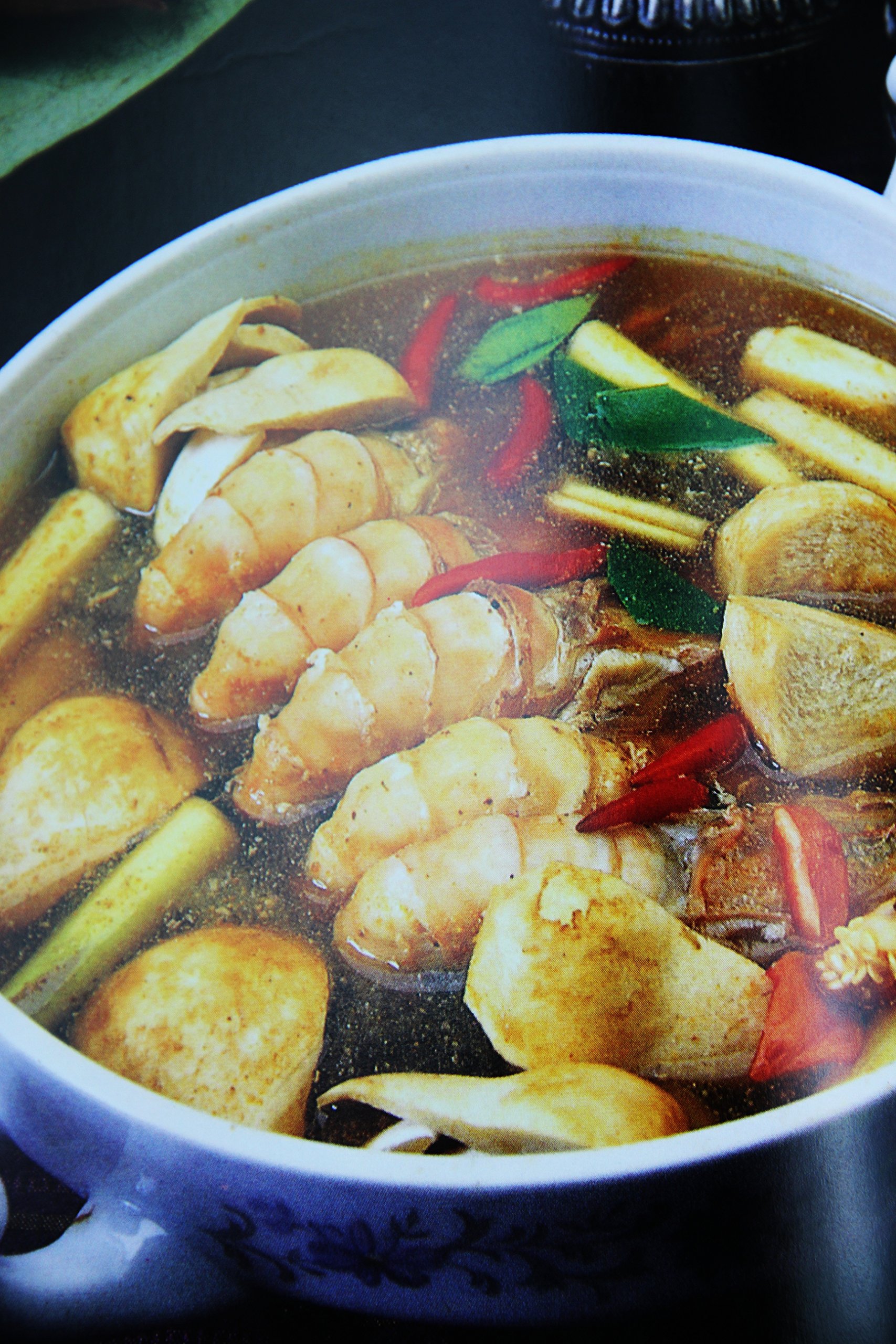 Authentic Thai Cookbook: Your Favorite Thai Dishes Second Edition - Easy Recipes for Home Cooking & Asian Cuisine Lovers