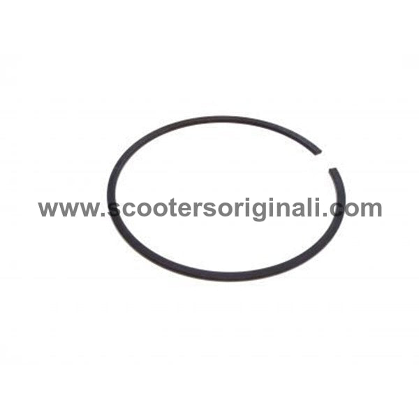 Lambretta Clutch Circlip for Series 1, 2, 3 & GP Scooters - High-Quality Replacement Part for Smooth Gear Shifting | Perfect for Vintage Scooter Restoration & Maintenance