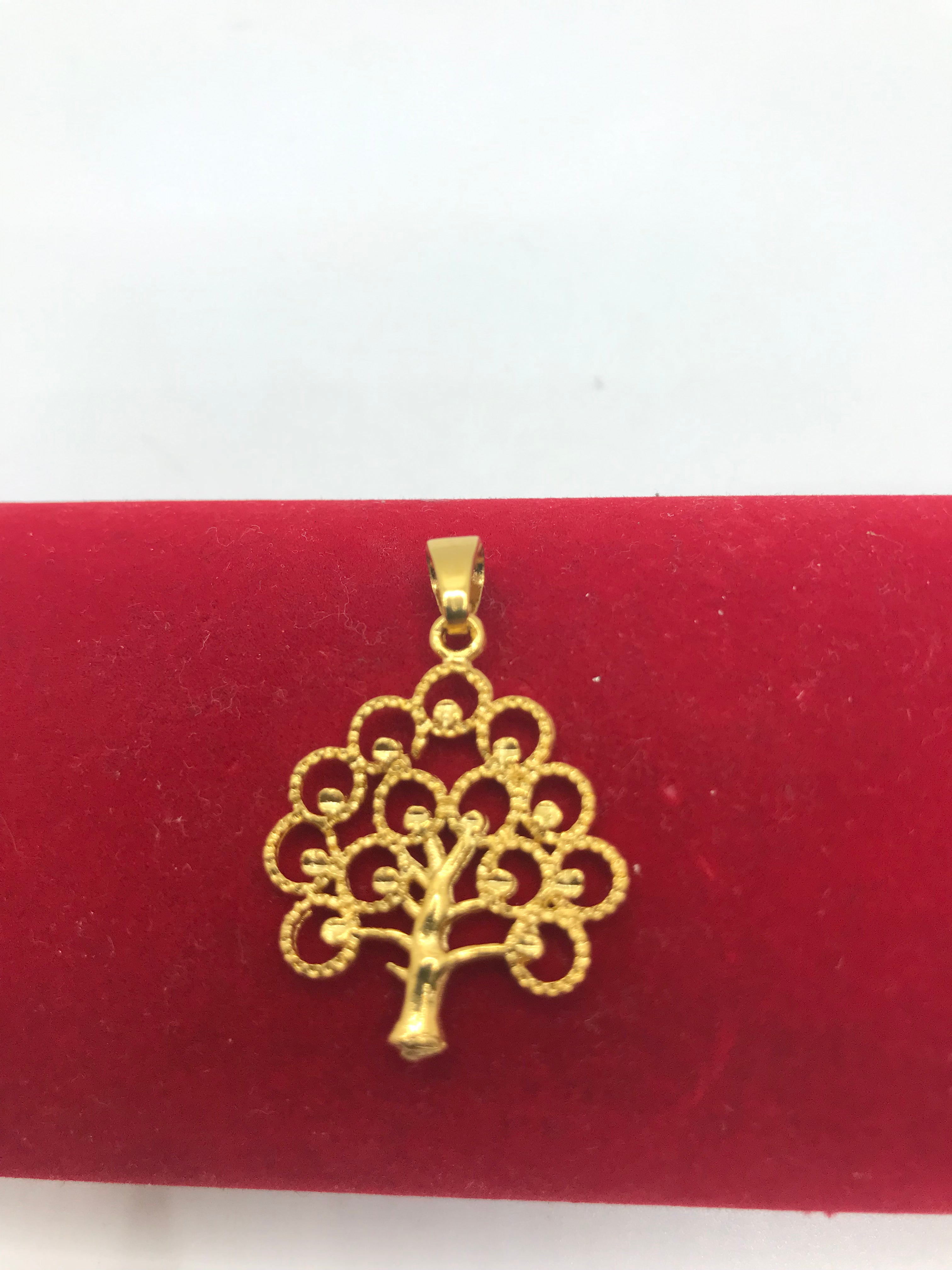 Tree of Life Pendant Necklace - Spiritual Symbol Jewelry for Women & Men - Perfect for Meditation, Yoga & Gift Giving