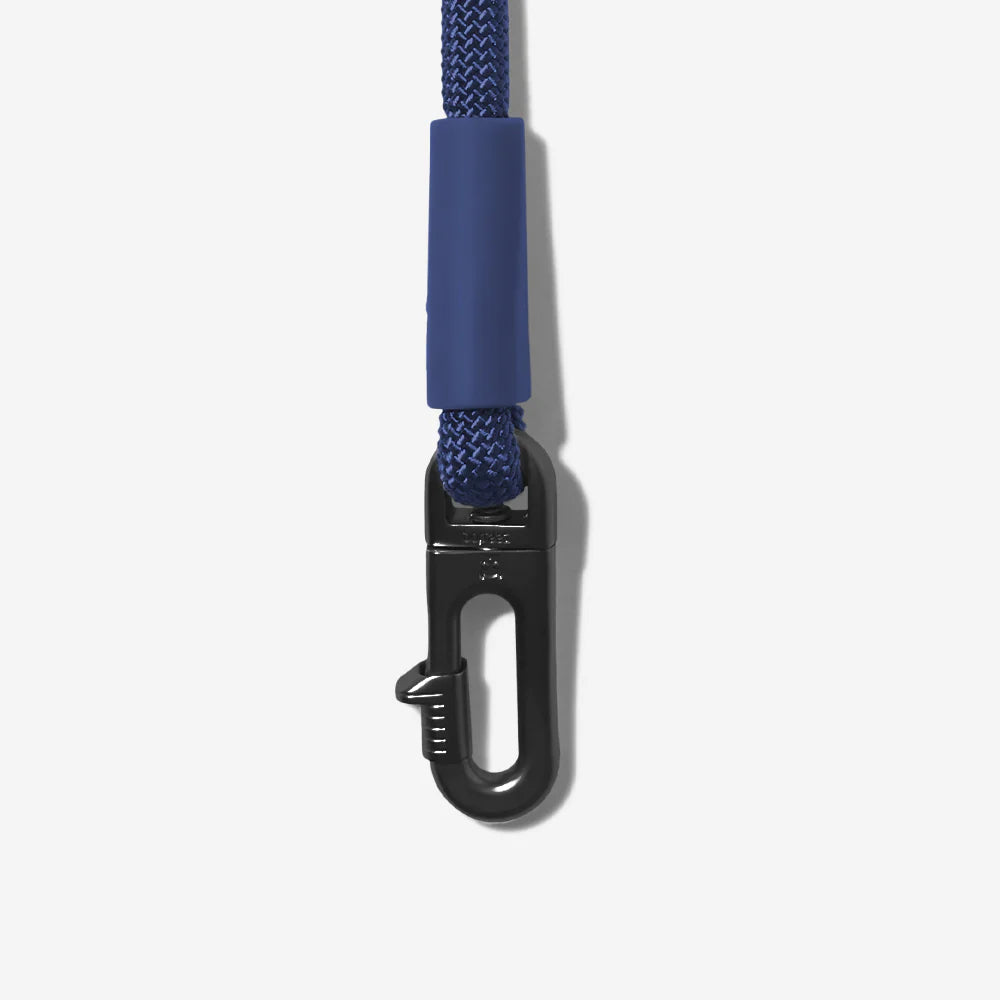 Hands Free Dog Leash - Deep Blue Adjustable Waist Belt for Walking & Running - Zee.Dog Premium Pet Accessories (Perfect for Jogging, Hiking & Outdoor Adventures)
