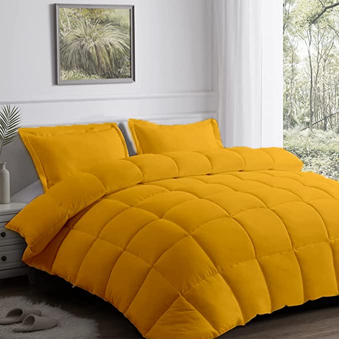 Lightweight Solid Comforter Set Queen/Full XL Size - 3-Piece Down Alternative Bedding with 2 Pillow Shams in Gold | Soft & Breathable for All-Season Comfort, Perfect for Master Bedroom, Guest Room or Dorm