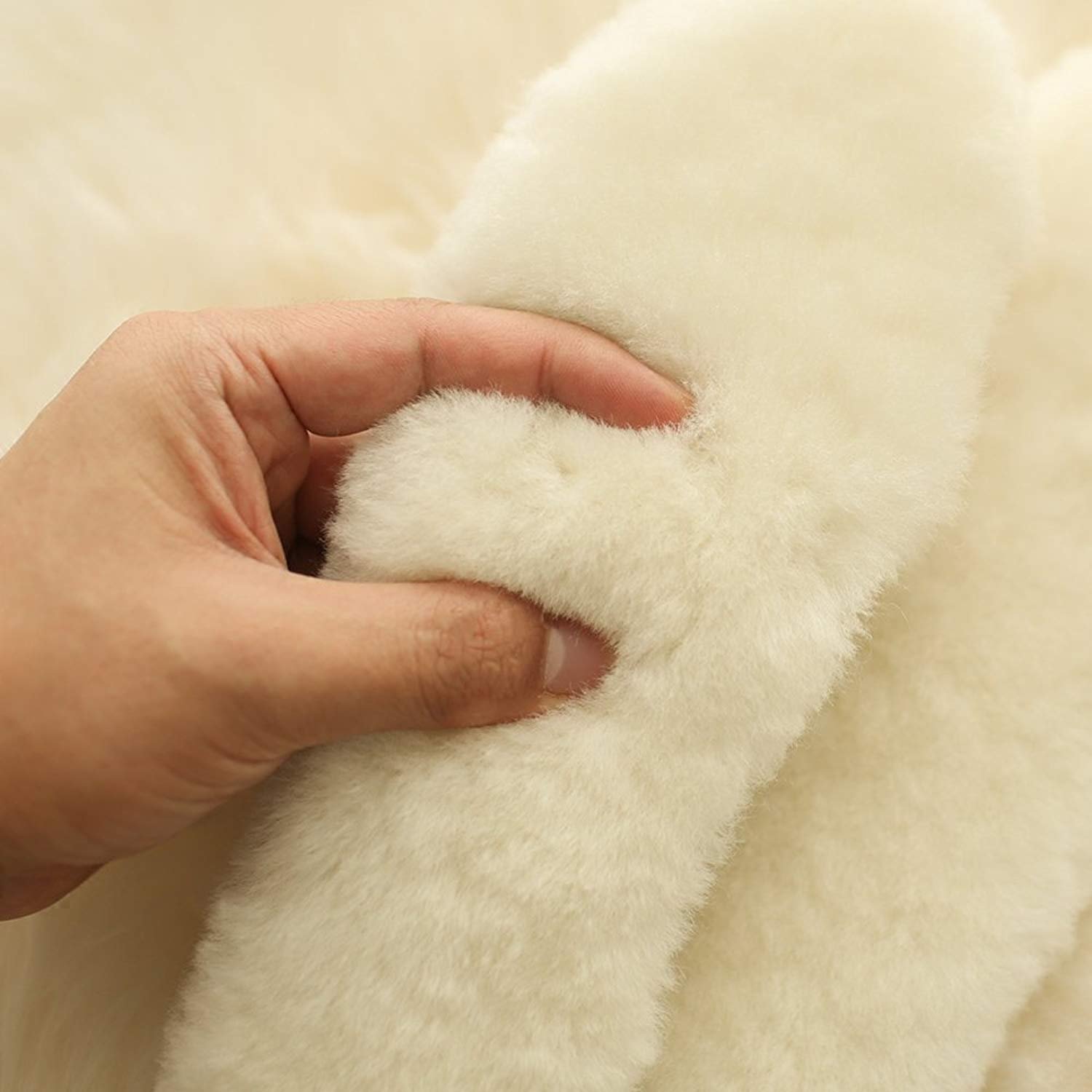Premium Australian Sheepskin Insoles - Thick & Warm Wool Insoles for Women & Men - US Size 12 (M) - Perfect for Winter Boots, Slippers & Cold Weather Comfort
