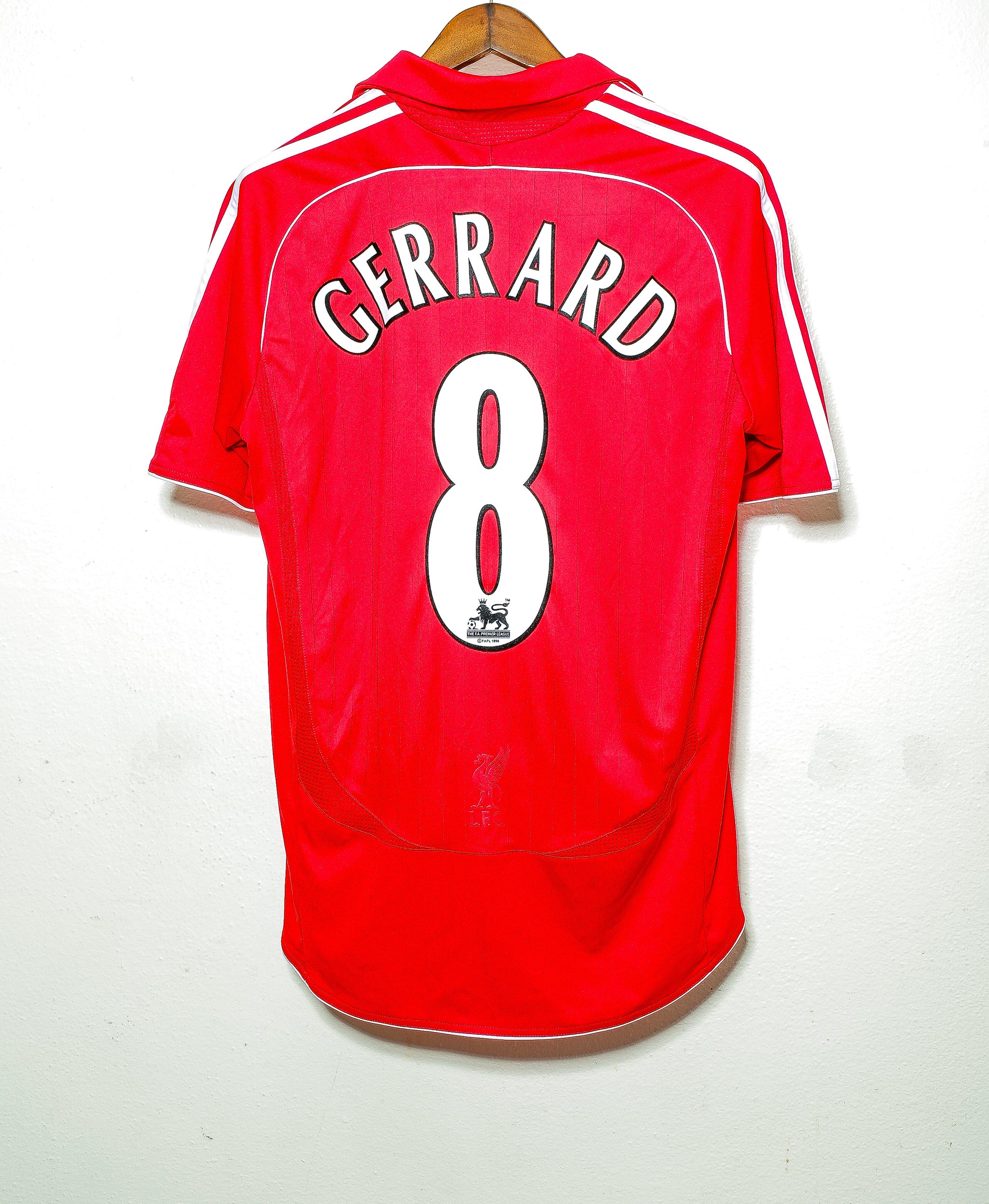 2006 Liverpool FC Home Jersey #8 Steven Gerrard - Men's Authentic Football Shirt for Matchday & Fan Collection