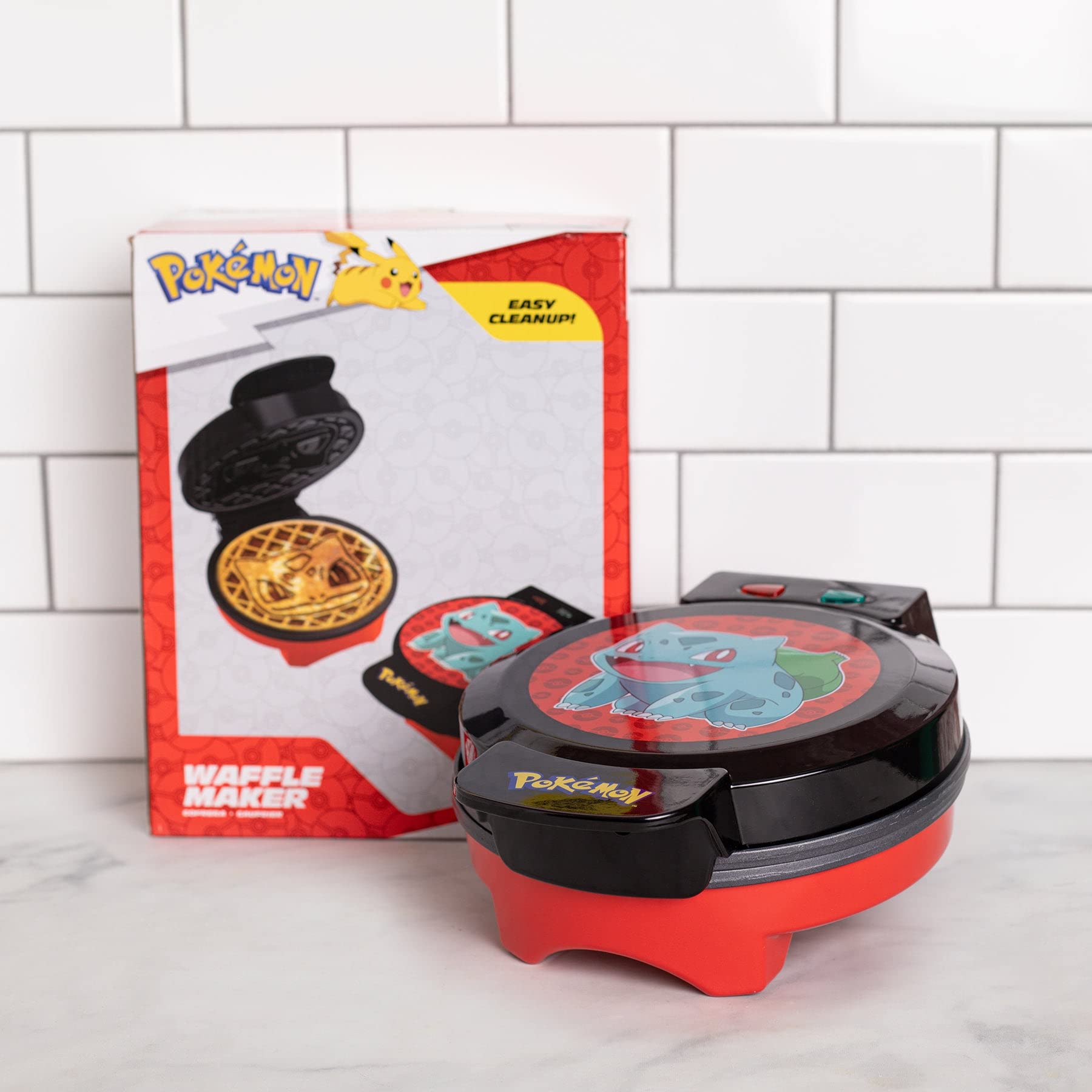 Uncanny Brands Pokémon Bulbasaur Waffle Maker - Non-Stick Compact Waffle Iron for Kids & Adults - Easy to Clean Fun Kitchen Appliance - Perfect for Breakfast, Parties & Pokémon-Themed Events