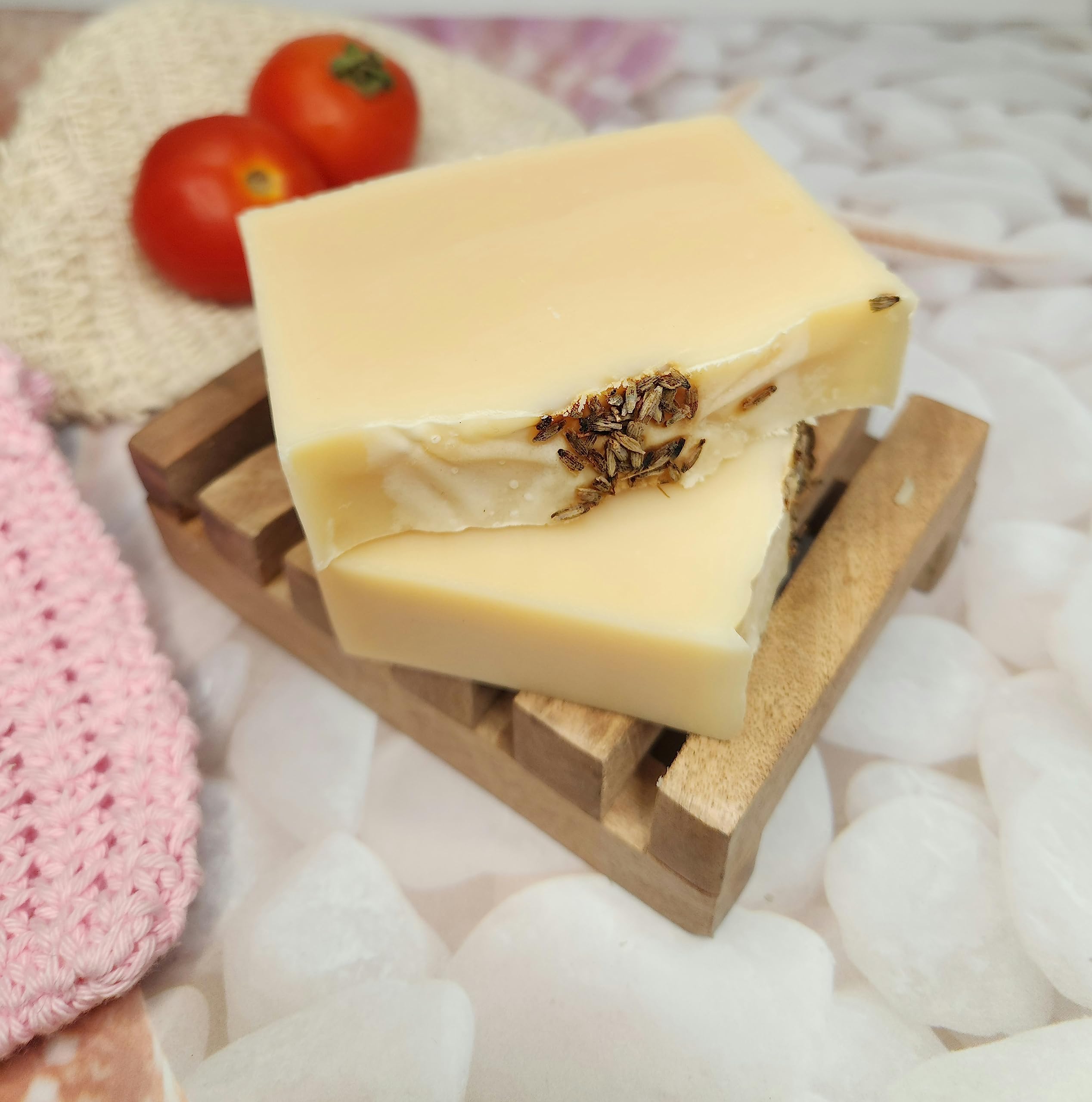100% Natural Tomato Bath Soap for Skin Whitening & Detan - Cold Processed, Handmade with Essential Oils (100g Bar) | Gentle Cleansing & Brightening for Face & Body | Perfect for Daily Skincare, Spa & Gift Giving
