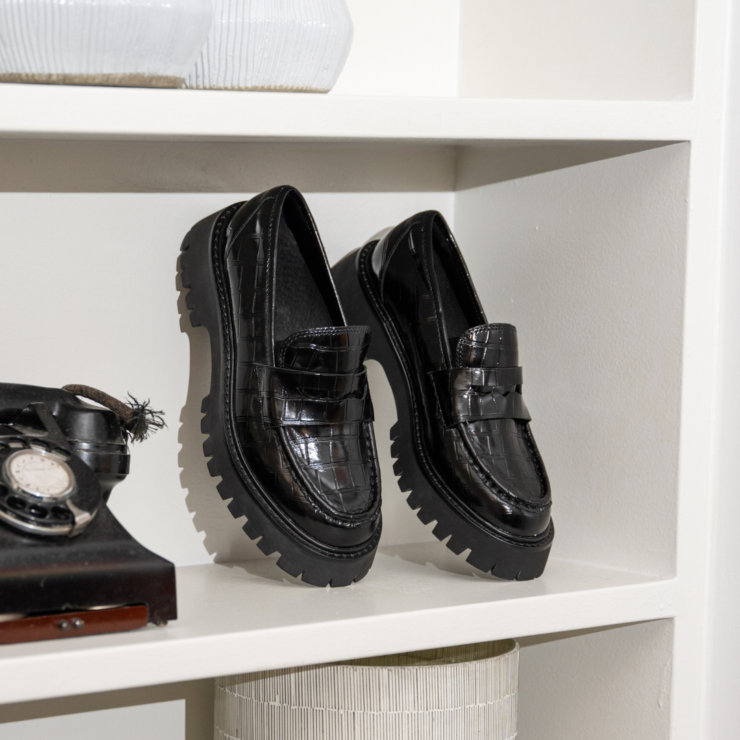 Premium Black Crocodile Embossed Leather Maritime Loafers for Men - Comfortable & Stylish Slip-On Shoes for Business Casual, Office, and Formal Occasions