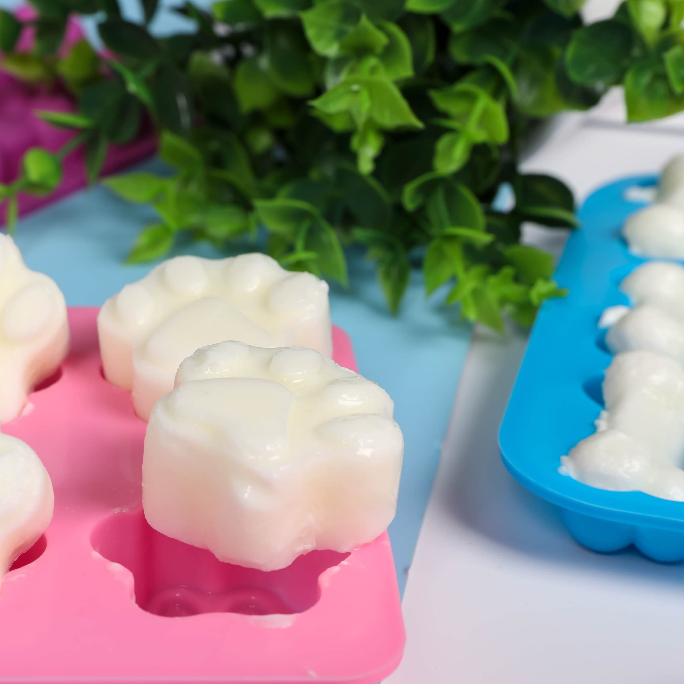 6-Piece Silicone Dog Paw & Bone Molds for Baking - Chocolate, Candy, Jelly & Ice Cube Treats | Perfect for Pet-Themed Parties, DIY Desserts & Holiday Gift Making