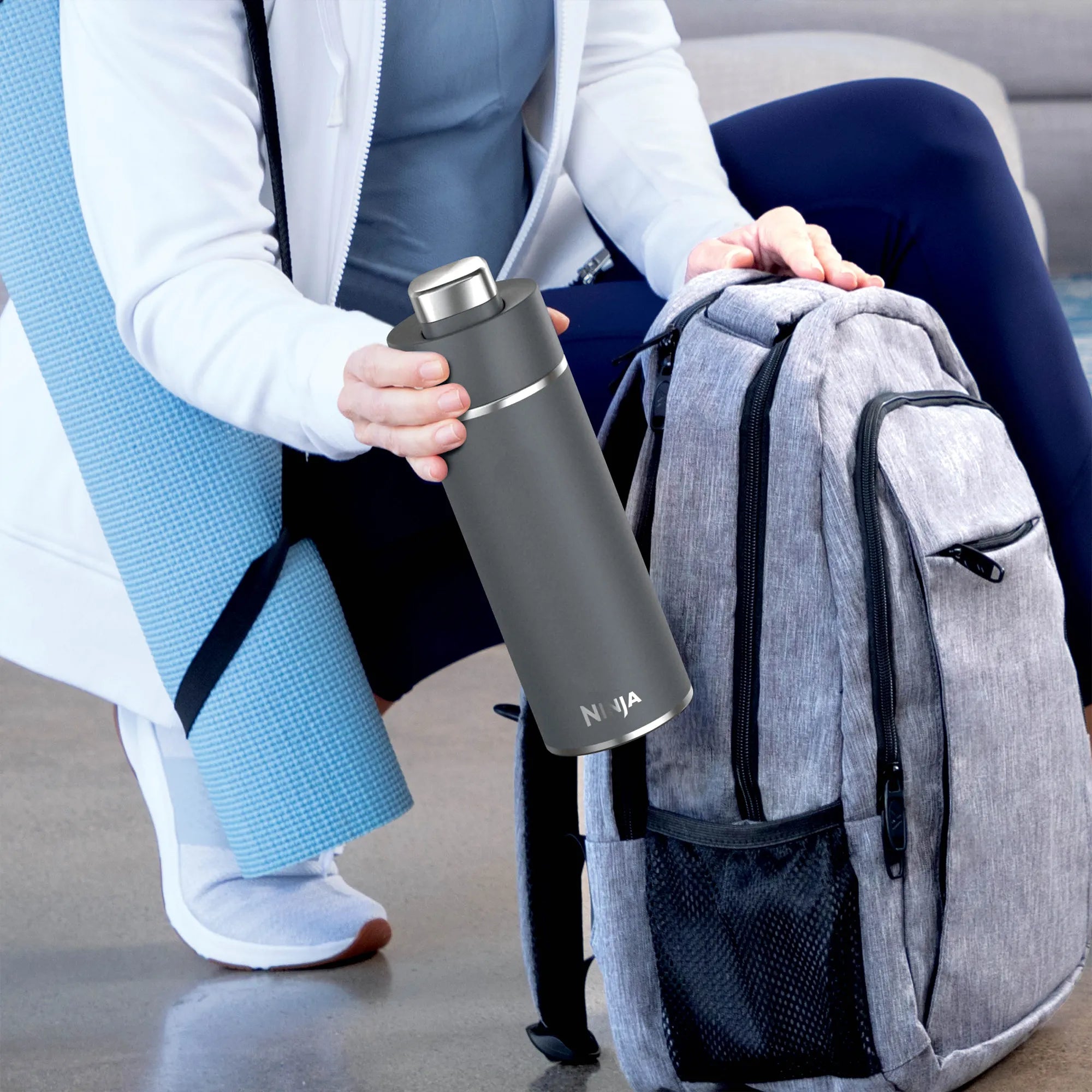 Ninja Thirsti 700ml Insulated Water Bottle - Leak Proof Stainless Steel Travel Mug for Hot & Cold Drinks - Perfect for Gym, Hiking, Office & Outdoor Adventures