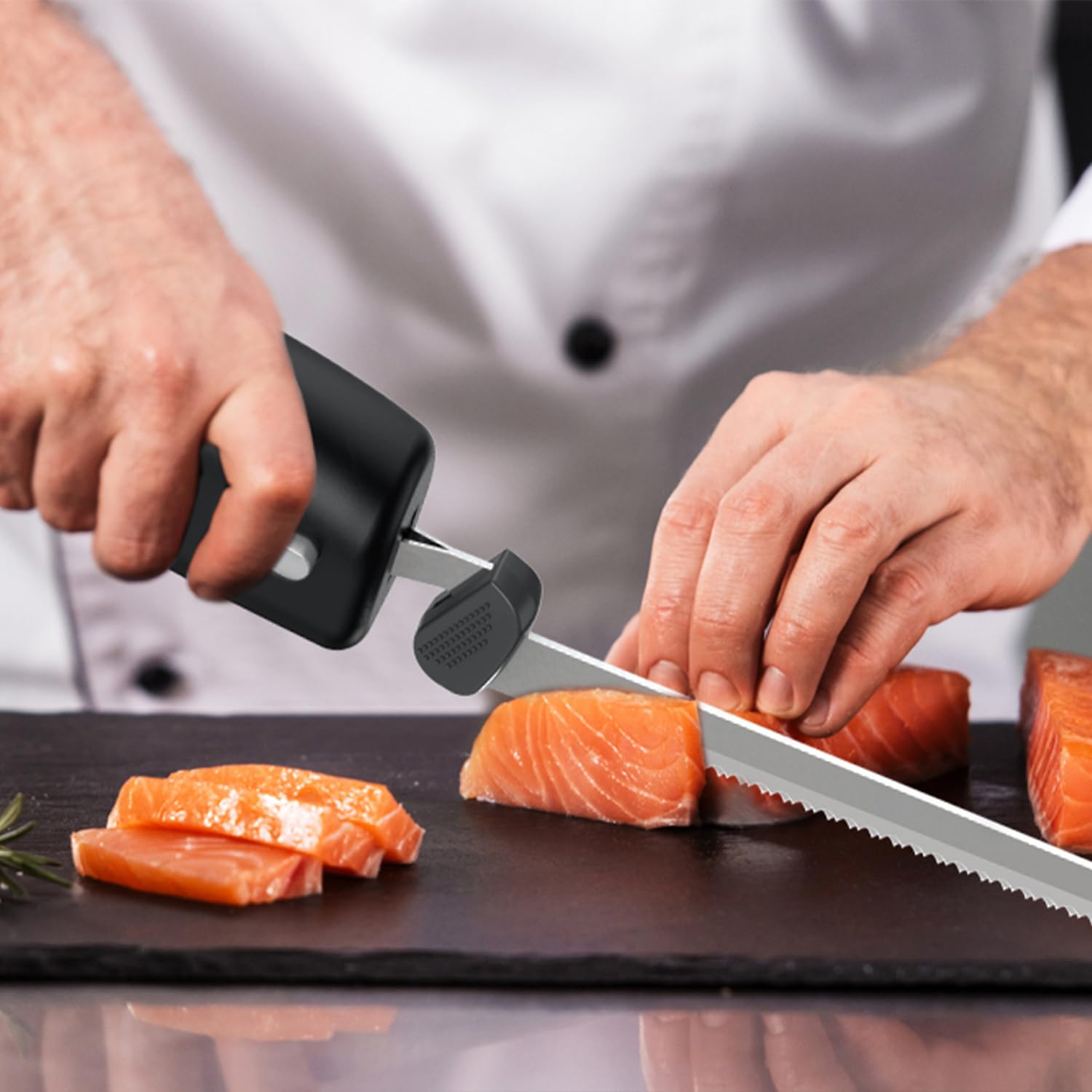 Rechargeable Cordless Electric Knife with 2 Stainless Steel Blades - Safety Lock & Ergonomic Handle for Carving Meat, Bread, Fish, Cheese & Steak | Perfect for Holiday Dinners, BBQ Parties & Home Cooking (Grey)