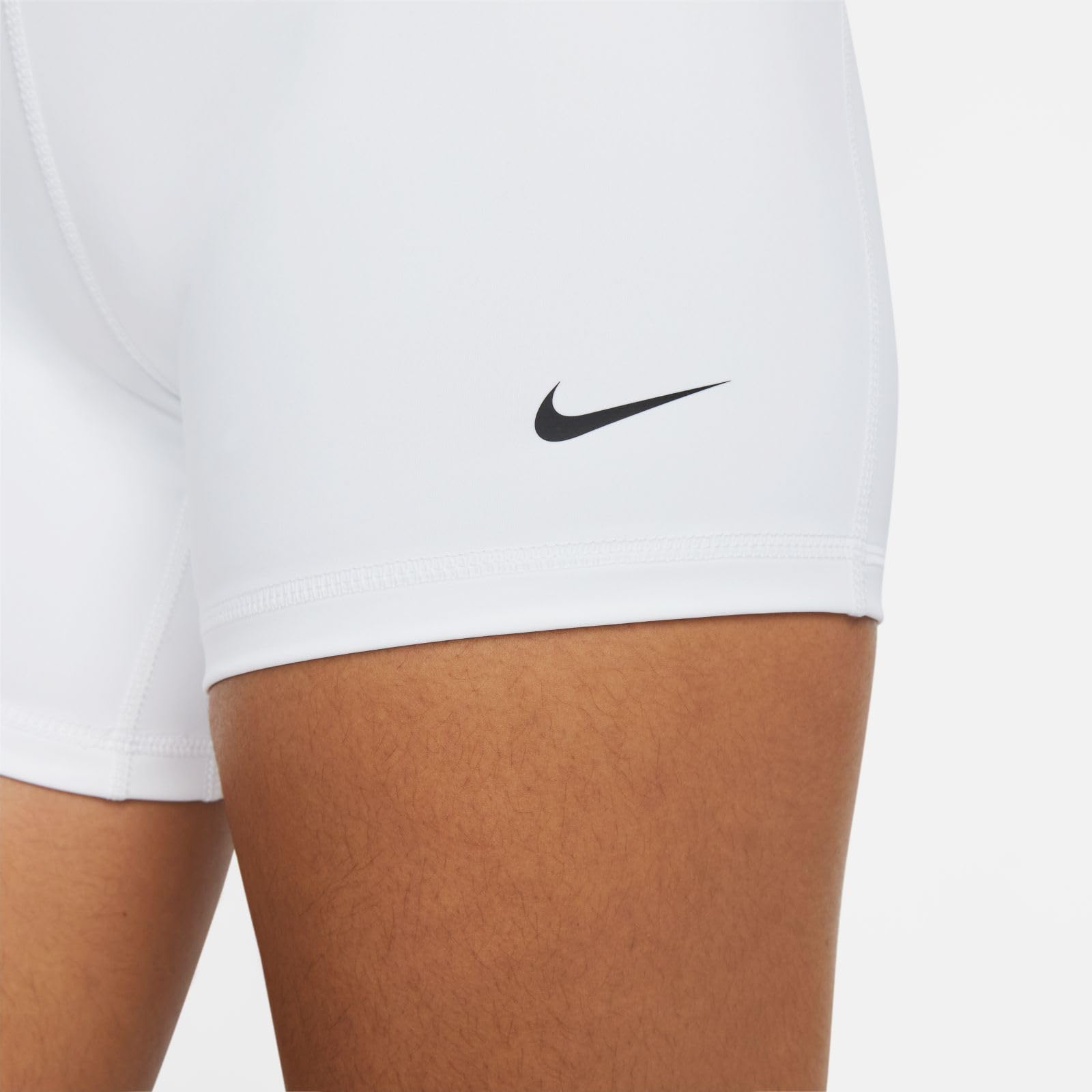Nike Women's 365 5-Inch Running Shorts - Lightweight Breathable Workout Shorts for Running, Yoga & Gym Training