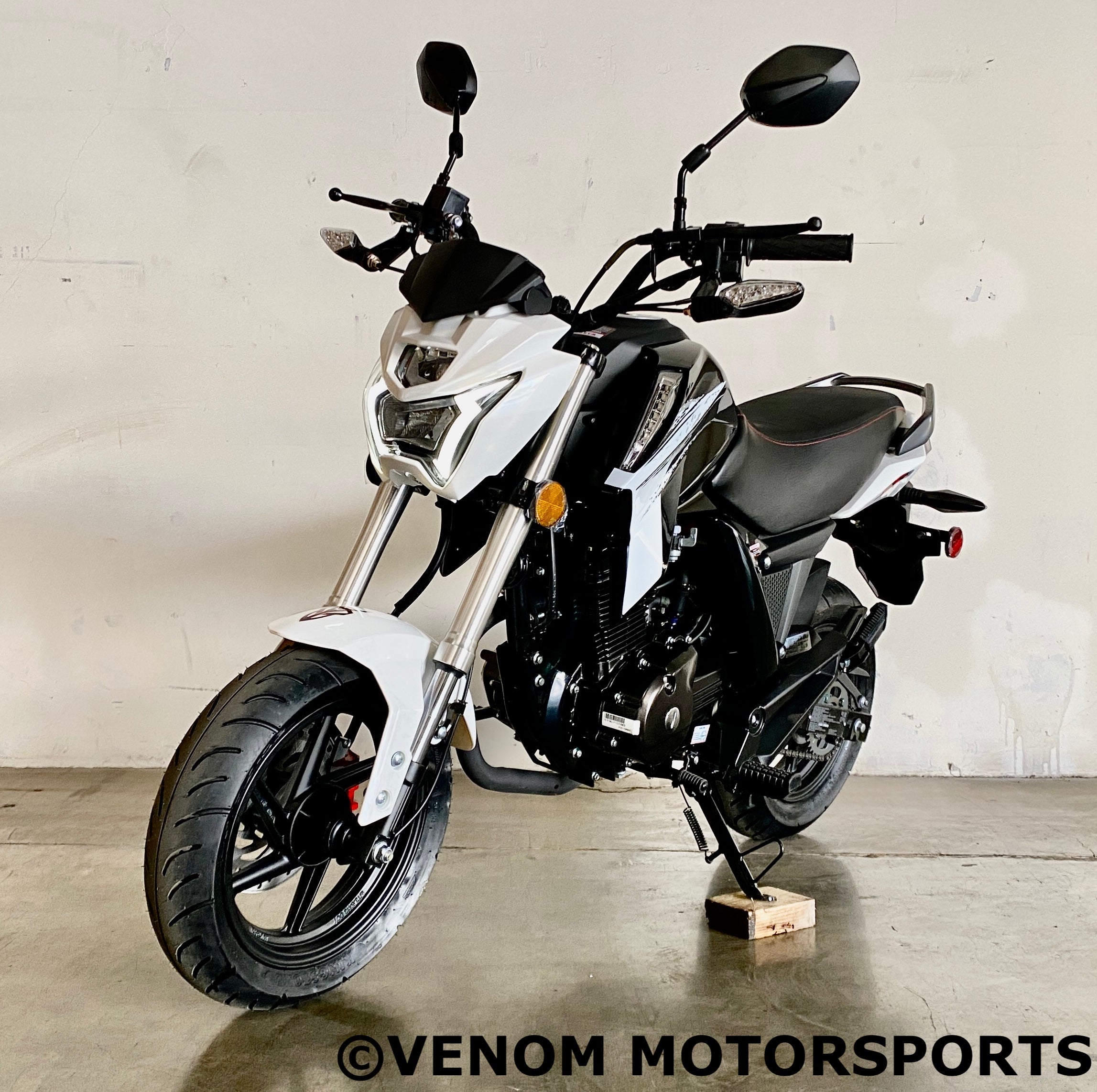 **Lifan SS3 150cc Motorcycle - 5-Speed Manual Dirt Bike for Adults, Off-Road & Trail Riding**