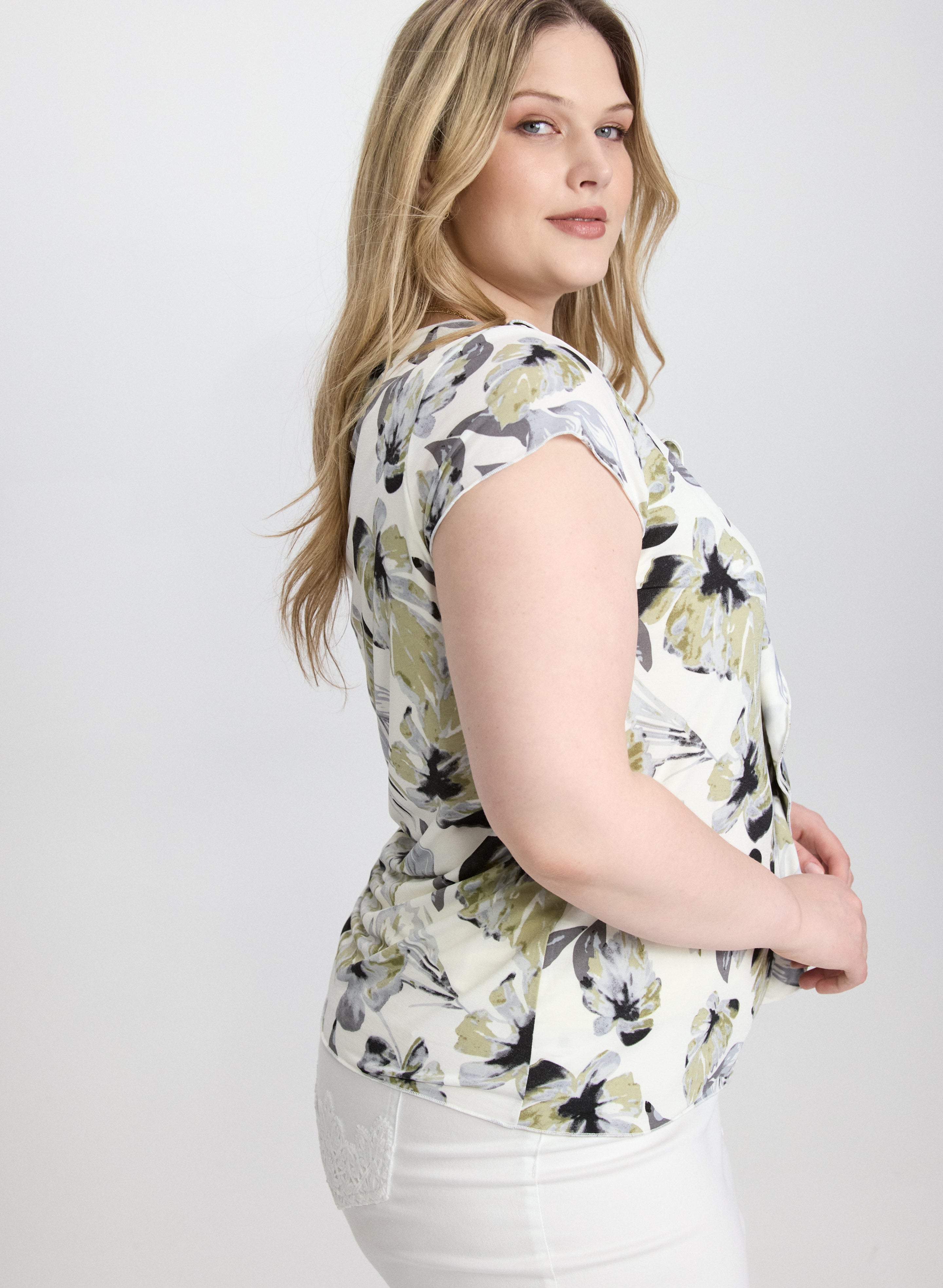 Floral Ruffle Front Top for Women - Elegant Blouse with Feminine Details | Perfect for Spring Outfits, Date Nights & Office Wear